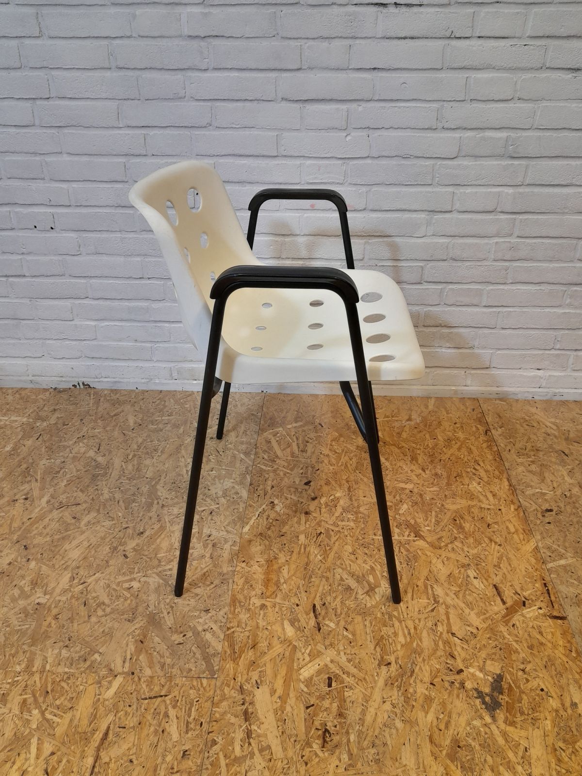 Polo Chair Robin Day, For Hille photo vintage