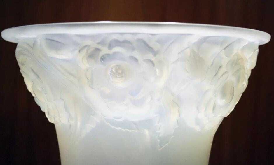 Rene Lalique France White Glass Vase Orleans 1930 photo furniture