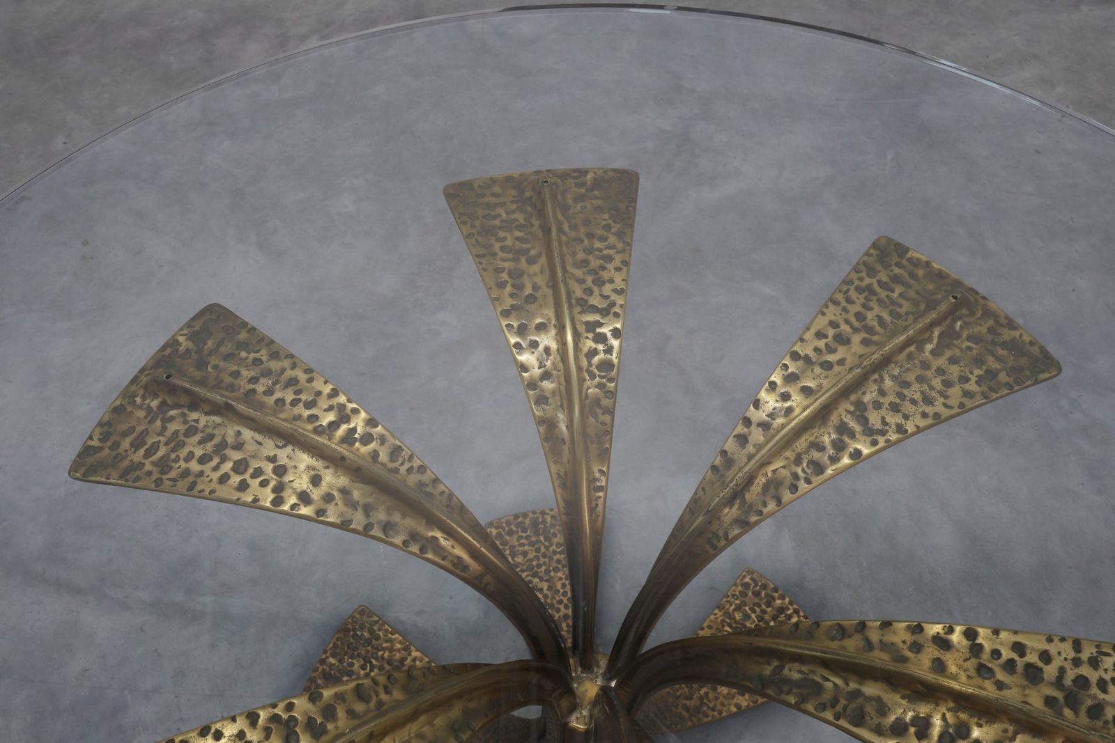 photo vinterior Mid Century Modern Italian Table In Bronze With Glass Top, 1970s