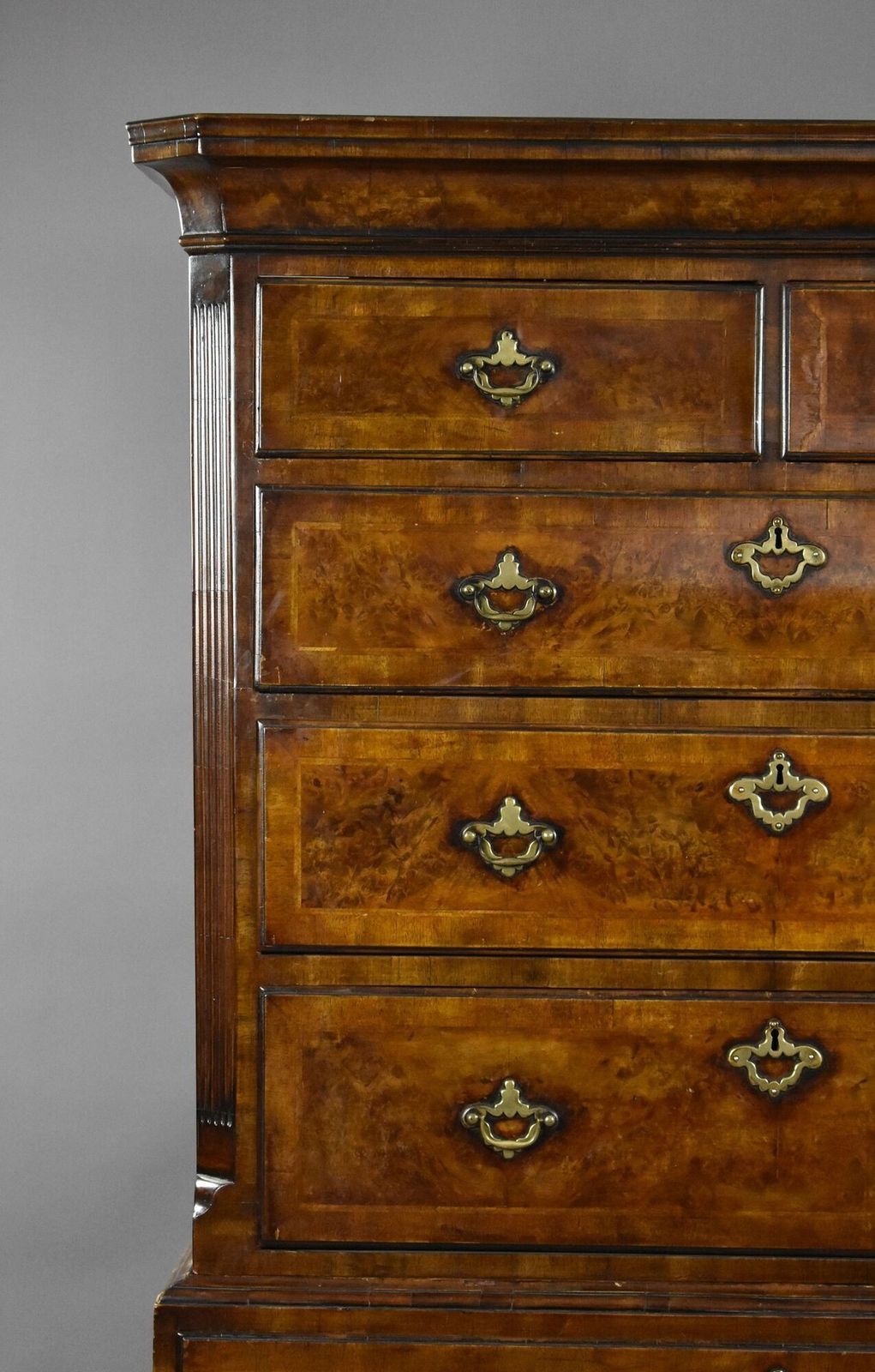 photo furniture George II Burr Walnut Chest On Chest