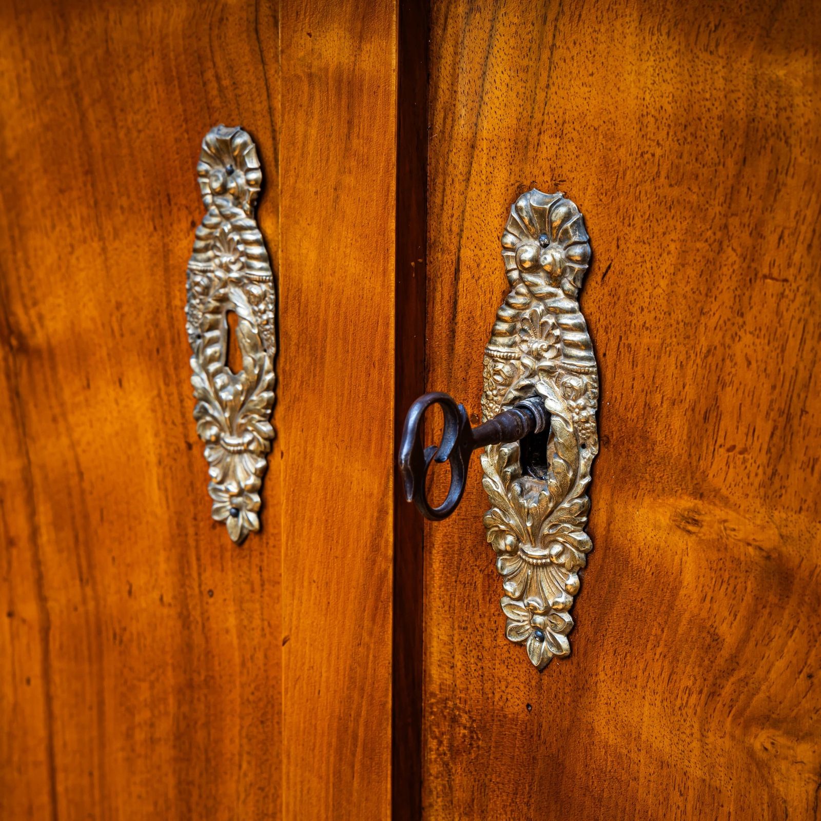 Biedermeier Wardrobe, Circa 1825 photo furniture