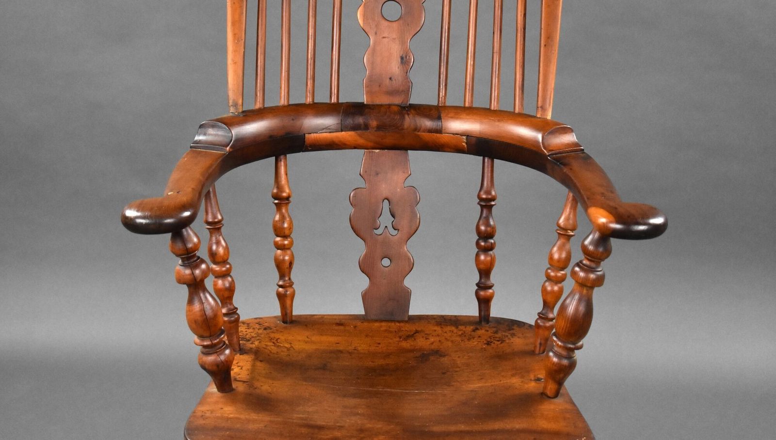 19th Centyr Yew Wood Broad Arm Windsor Chair photo buy