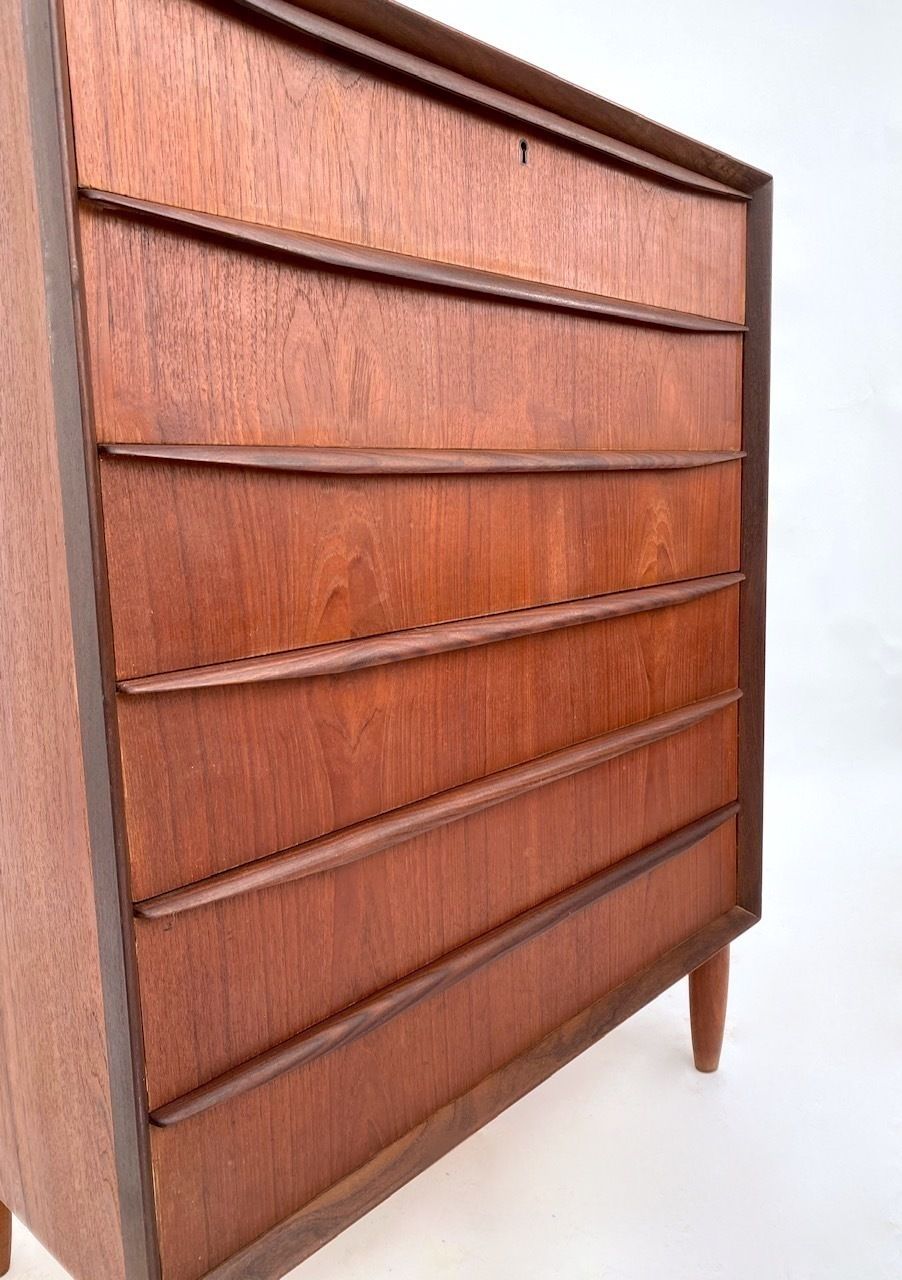 Danish Large Teak Chest Of Drawers Tallboy Mid Century 1960s photo for sale