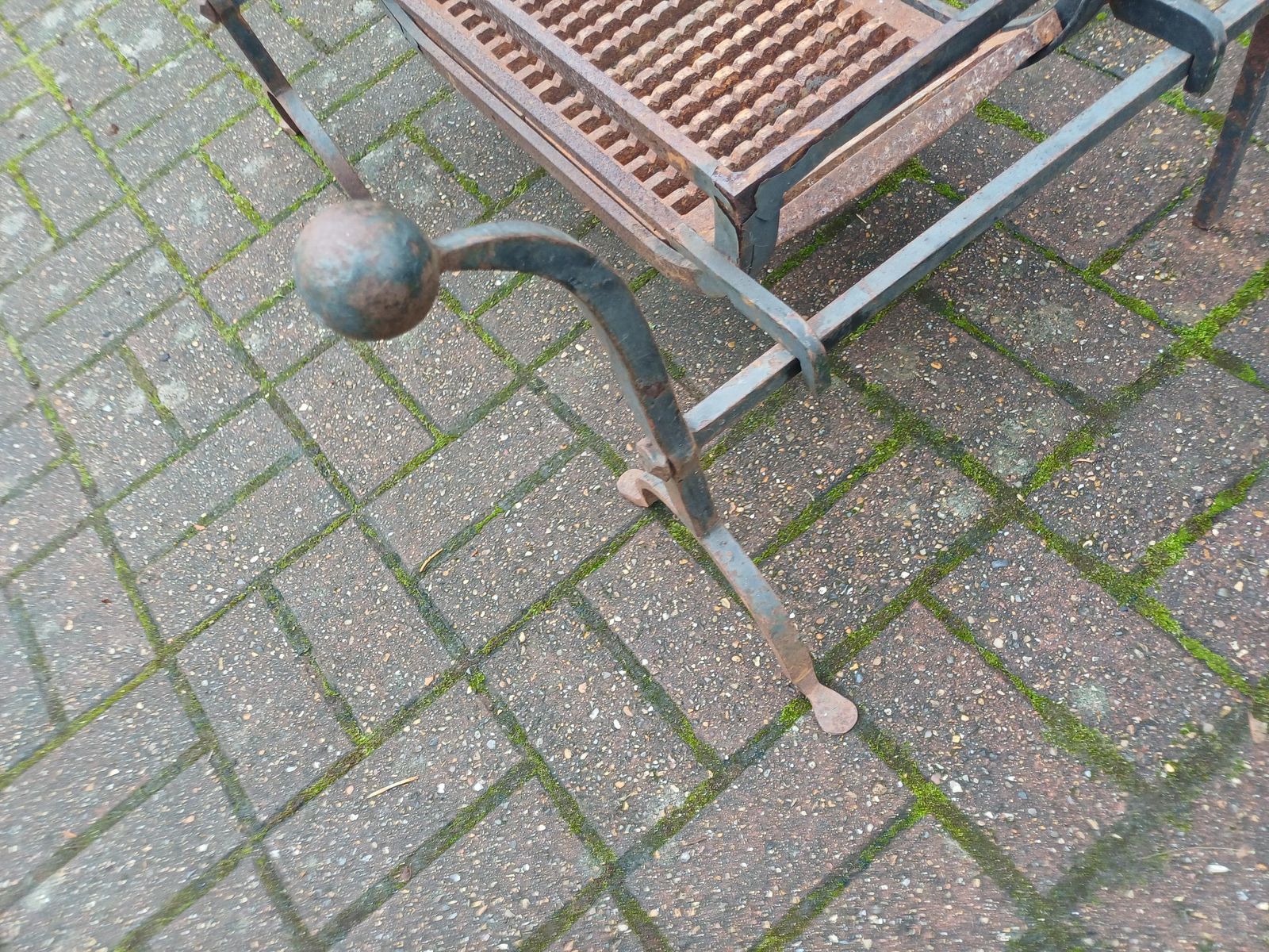 Mid Century Cast Iron Fire Basket & Adjustable Fire Dogs Vintage Fireplace Grate Rustic Hearth Log Coal Basket Set photo vinterior