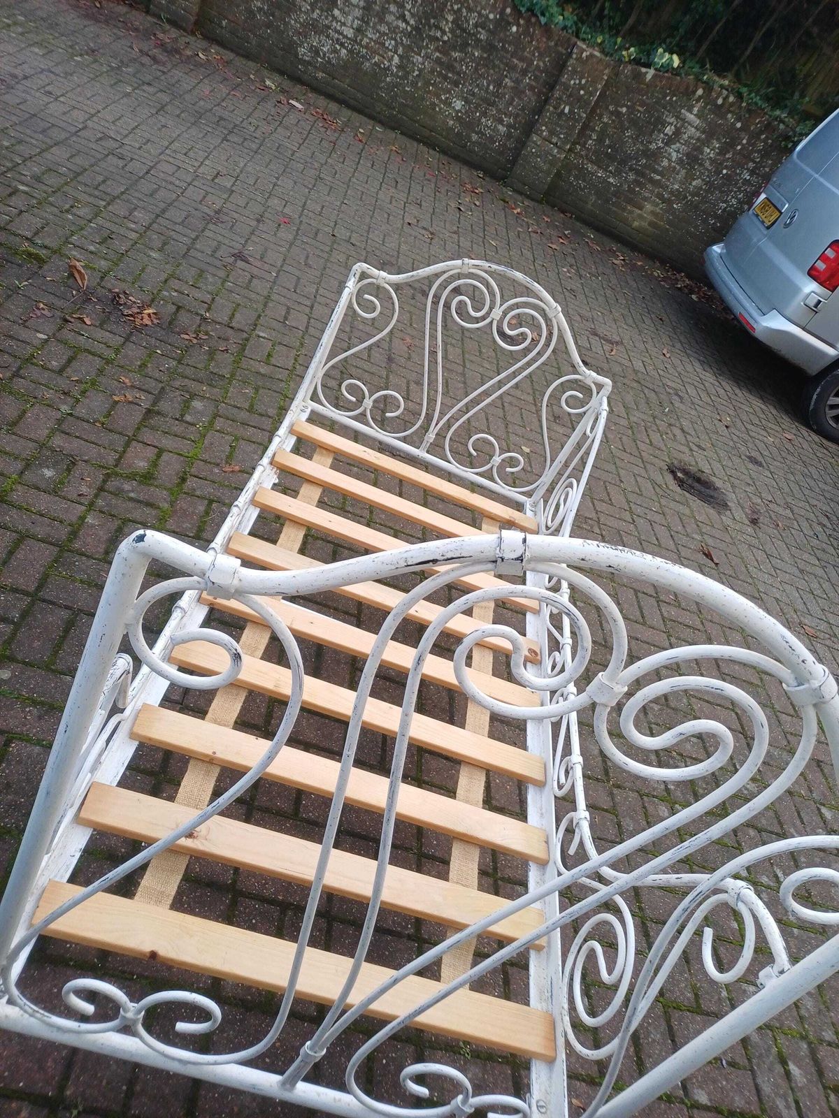 photo furniture Antique French Iron Single Bed Early 20thc Shabby Chic White Painted Heavy Metal Bed Frame 32" Mattress Vintage Bedroom