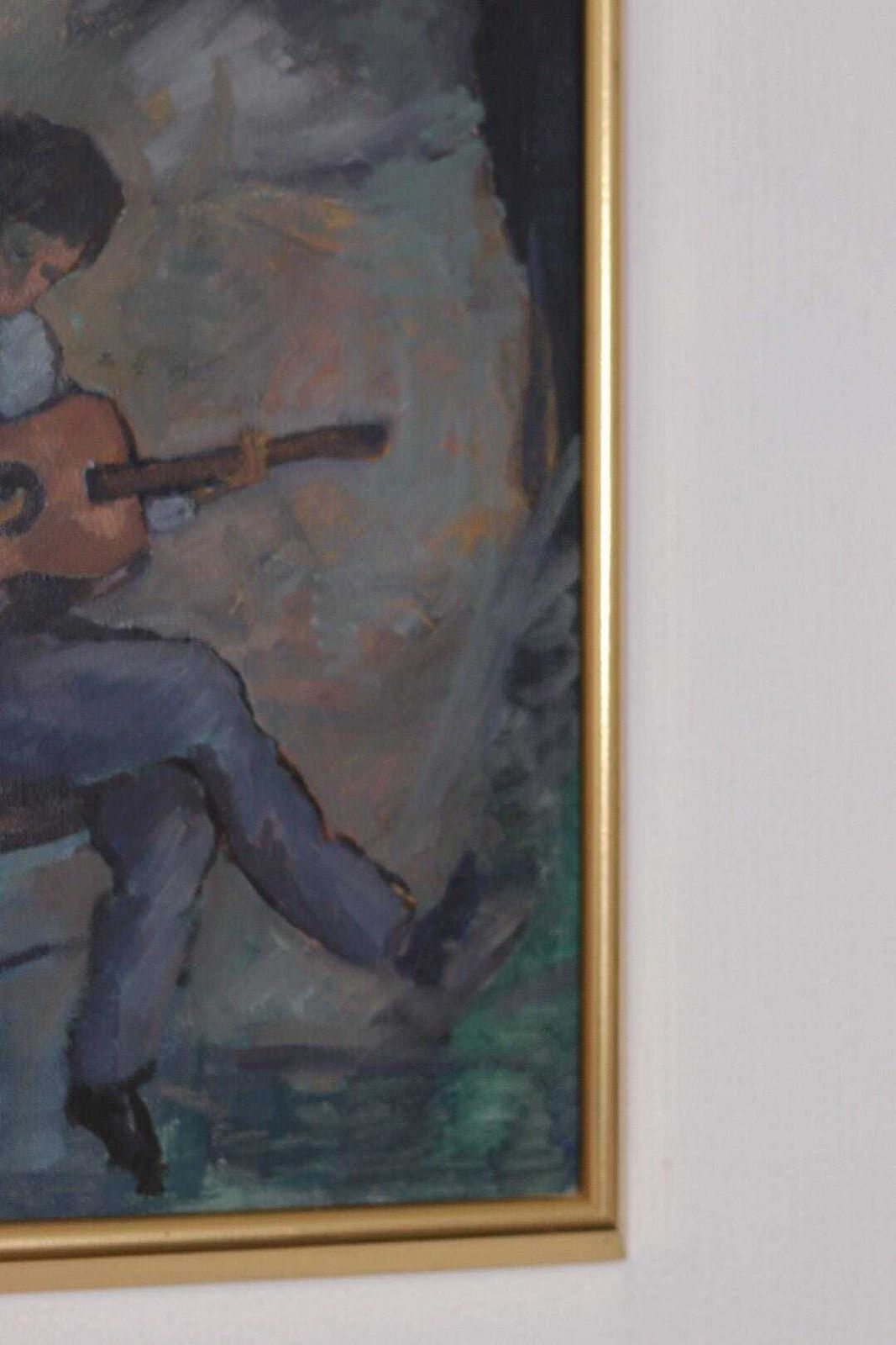 Original Swedish Oil On Canvas – “Troubadour With His Guitar” By Calle Svensson – åmål,Dalsland – Vintage, Framed 34 × 46 Cm (13.4" × 18.1") photo Art