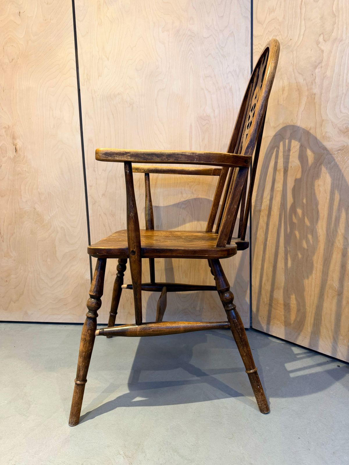 Antique Ash And Elm Windsor Wheel Back Arm Chair photo 150.0