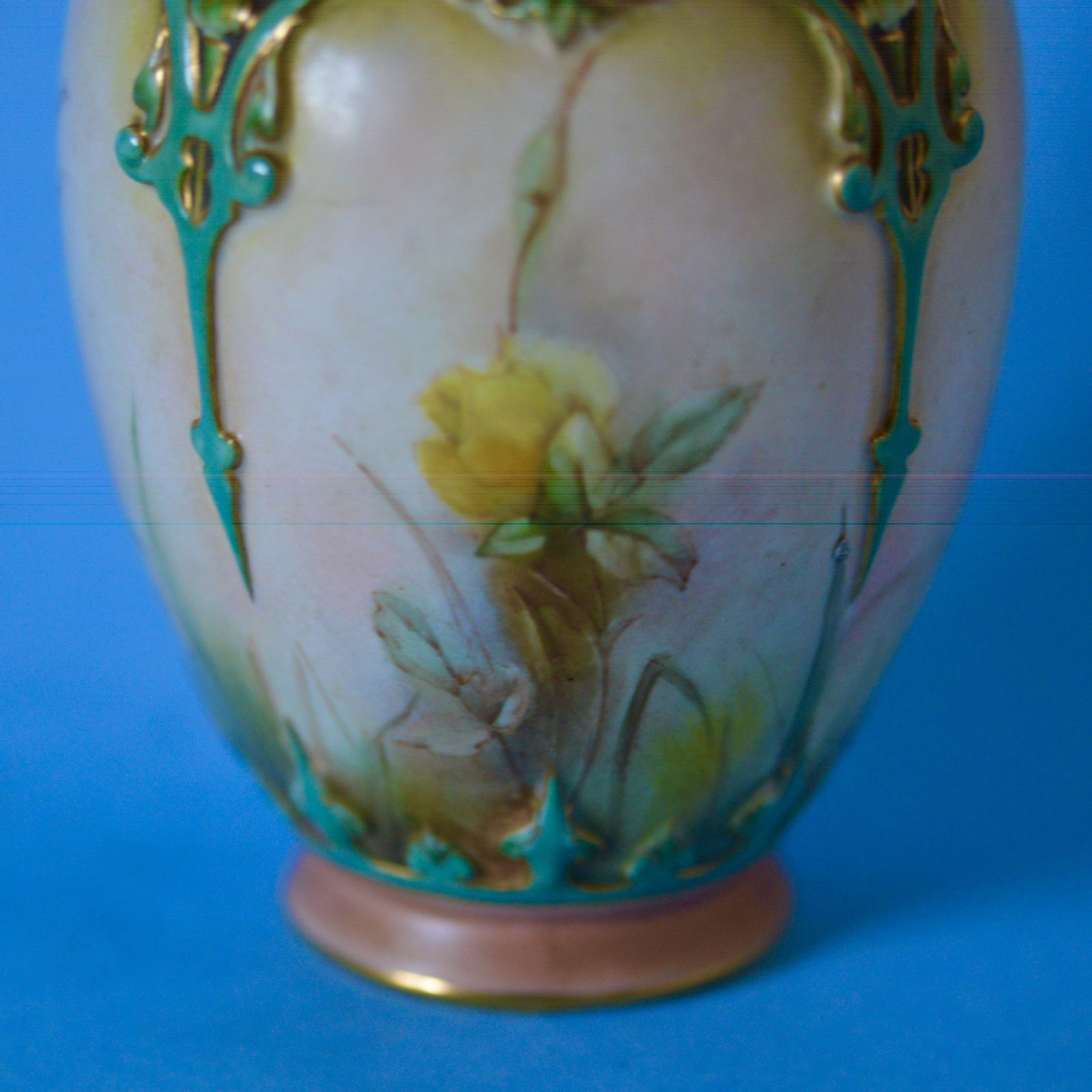 Late 19th Century Hadley Worcester Vase And Cover Painted With Yellow photo for sale