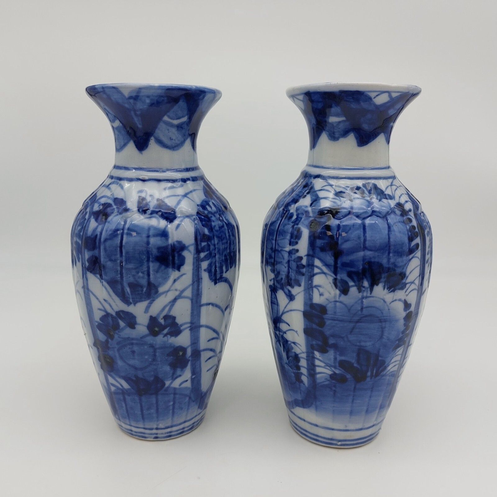 Antique Japanese Flow Blue Vase Pair C19th Century Blue & White 20.5cm Height photo vinterior