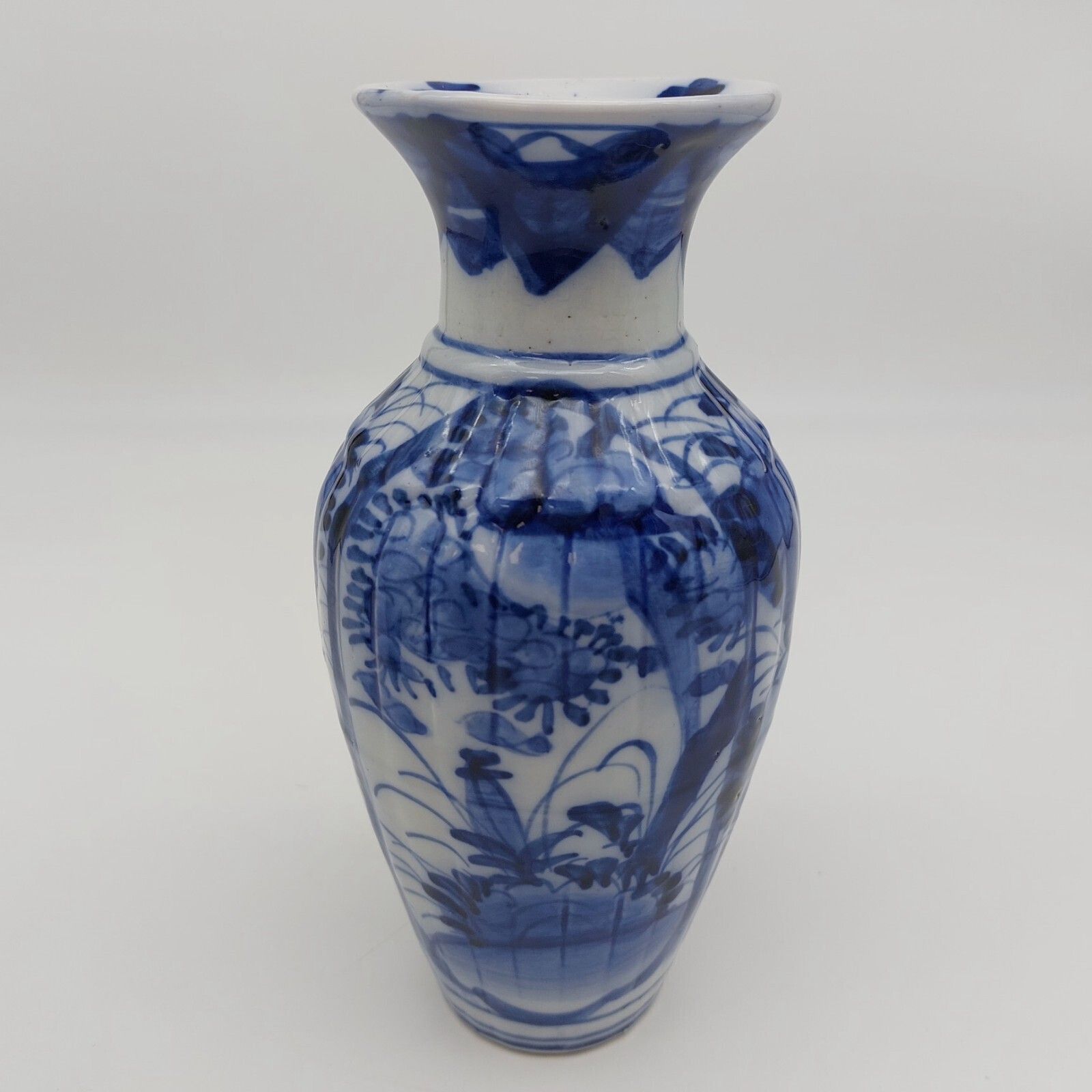 photo furniture Antique Japanese Flow Blue Vase Pair C19th Century Blue & White 20.5cm Height