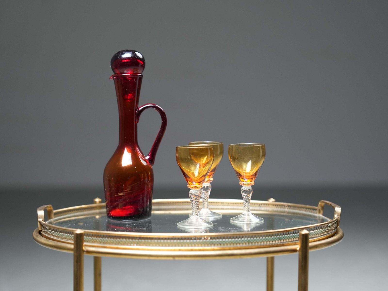 photo for sale Barkar Van Maison Jansen In Messing En Glas, Frankrijk, Ca. Jaren 1960