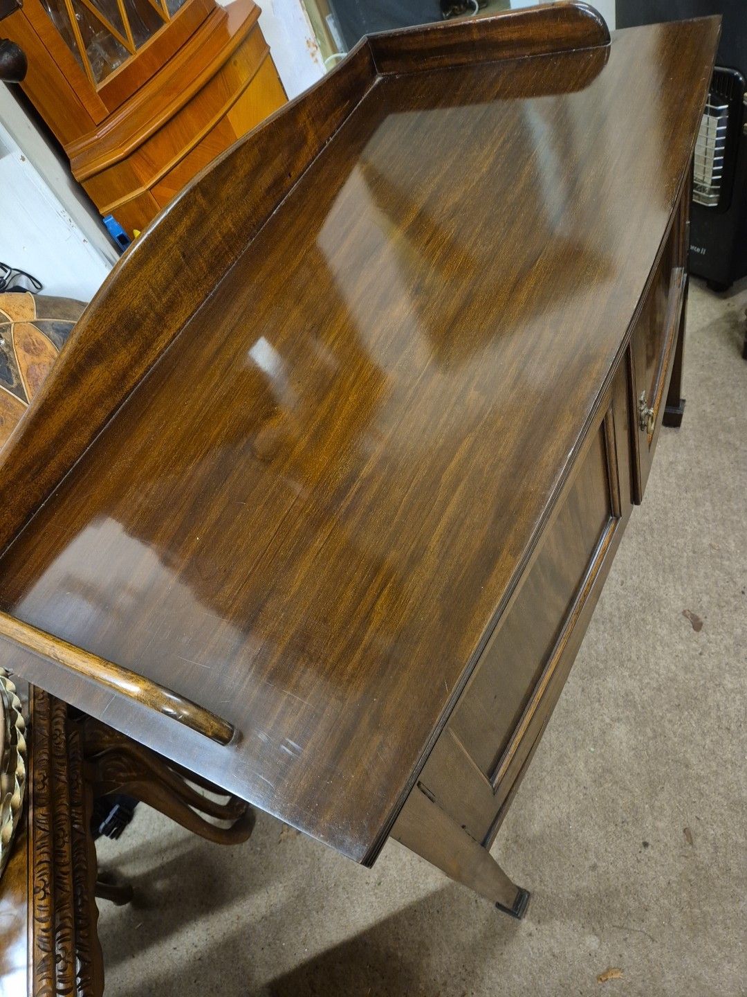photo furniture Edwardian Mahogany Sideboard With Double Door Cupboard By Waring & Glllow