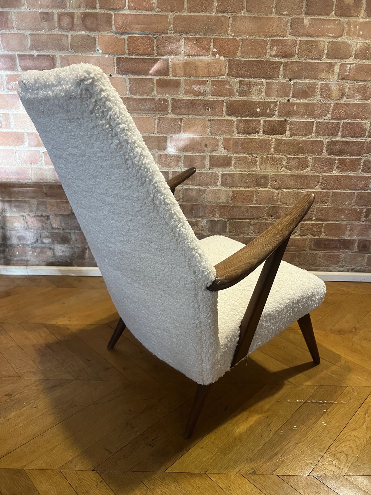 photo furniture Mid Century Lounge Chair By Gelderlander