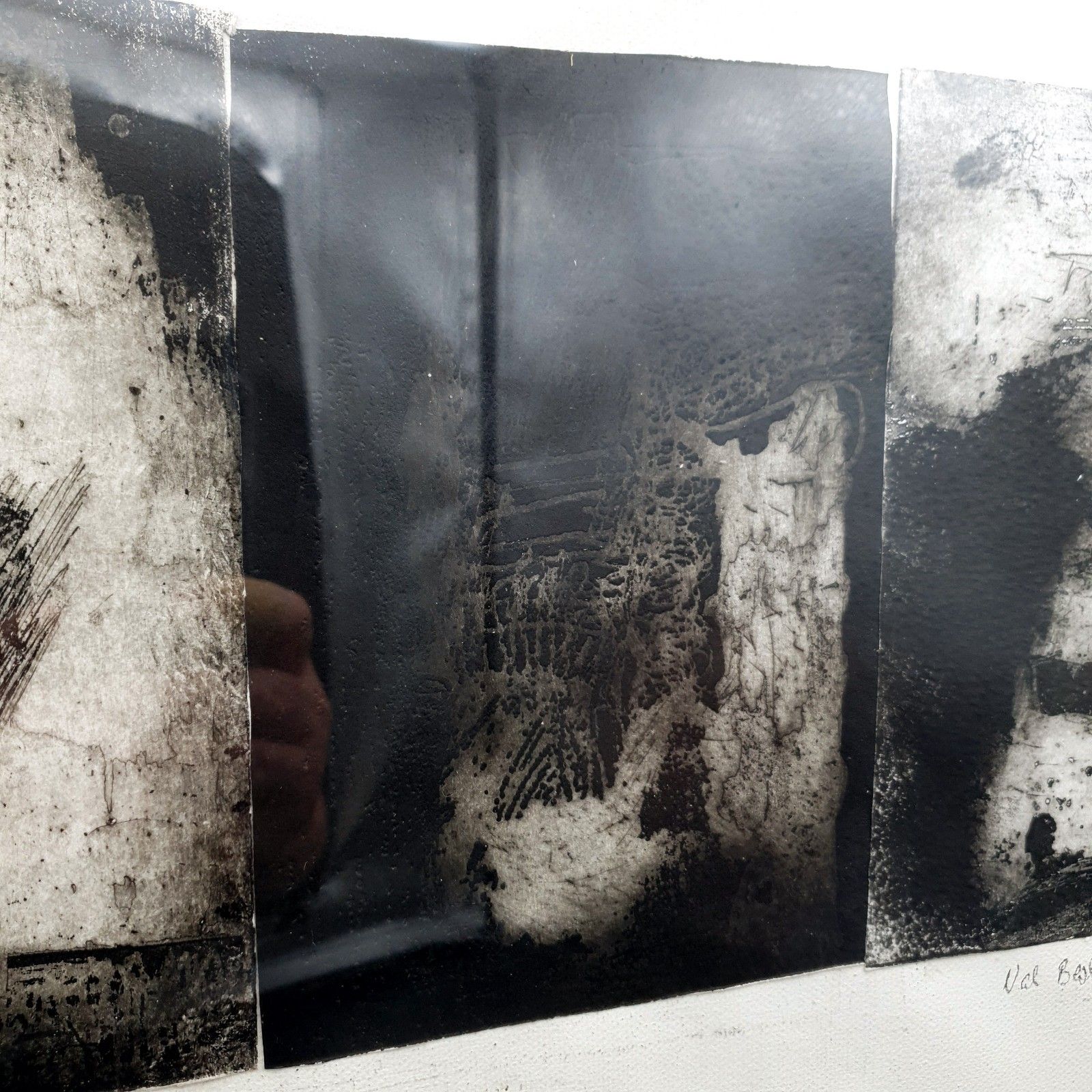 Val Bestwick Etchings Mounted On Canvas 2019 'Trio' Black & White Rare L54xh44cm photo for sale