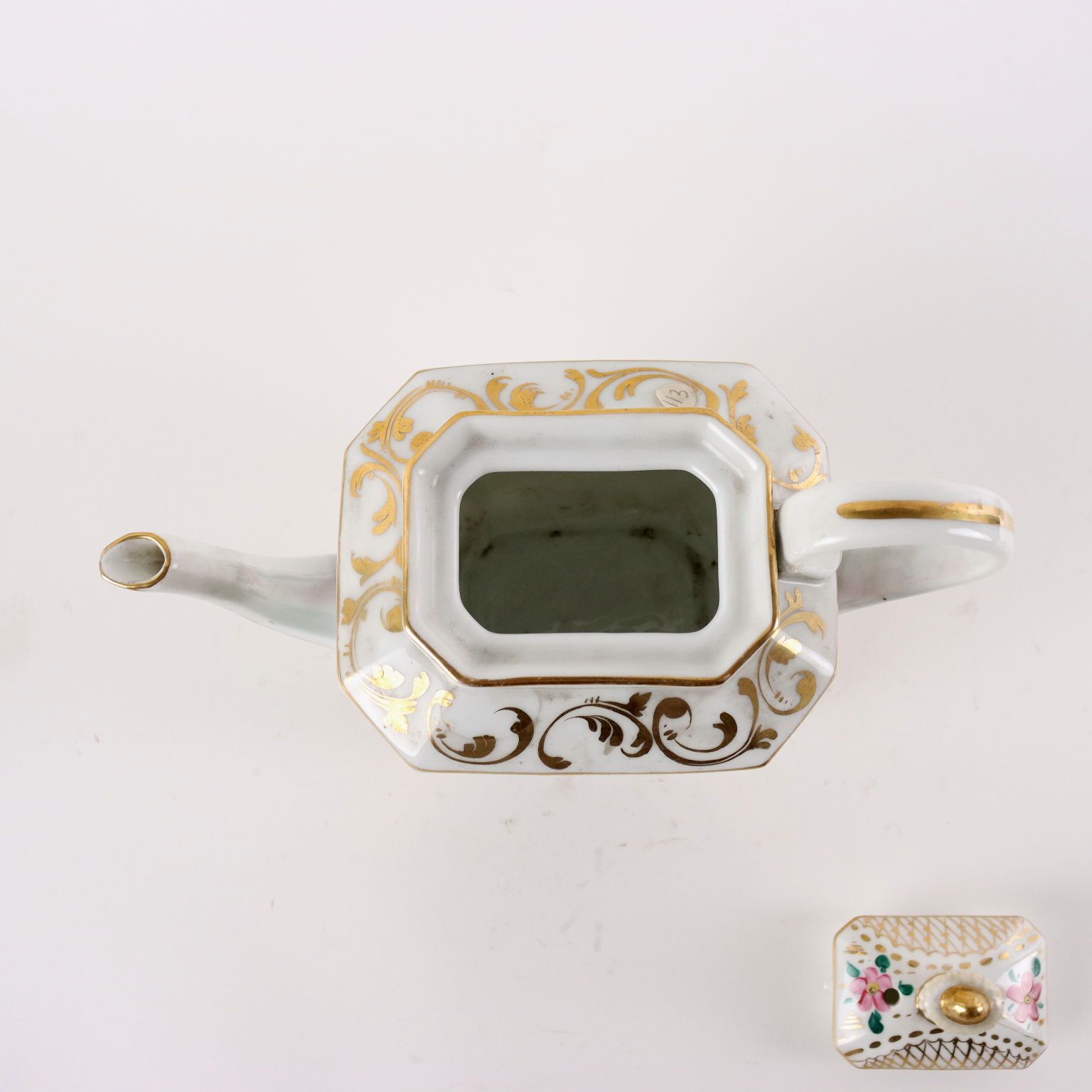Ancient Tea And Coffee Set White Porcelain Europe '800 Decorations photo 560.0