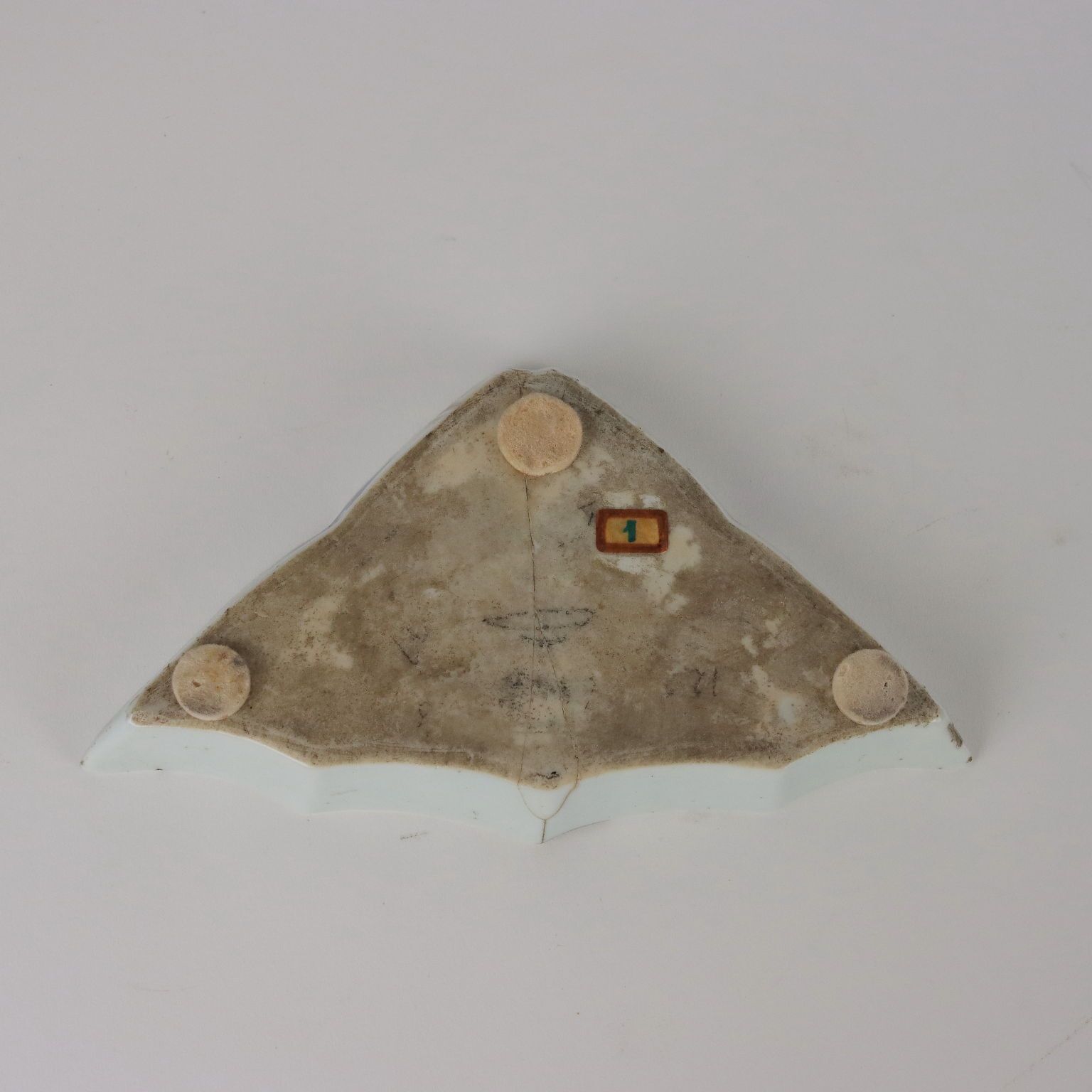 photo for sale Small Chinese Plate Ko Sometsuke Chongzehn Era 1628 1644