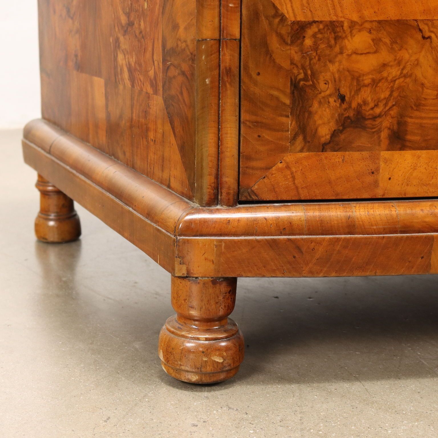 Antique Demi Lune Chest Of Drawers Walnut Netherlands XVIII Century photo buy