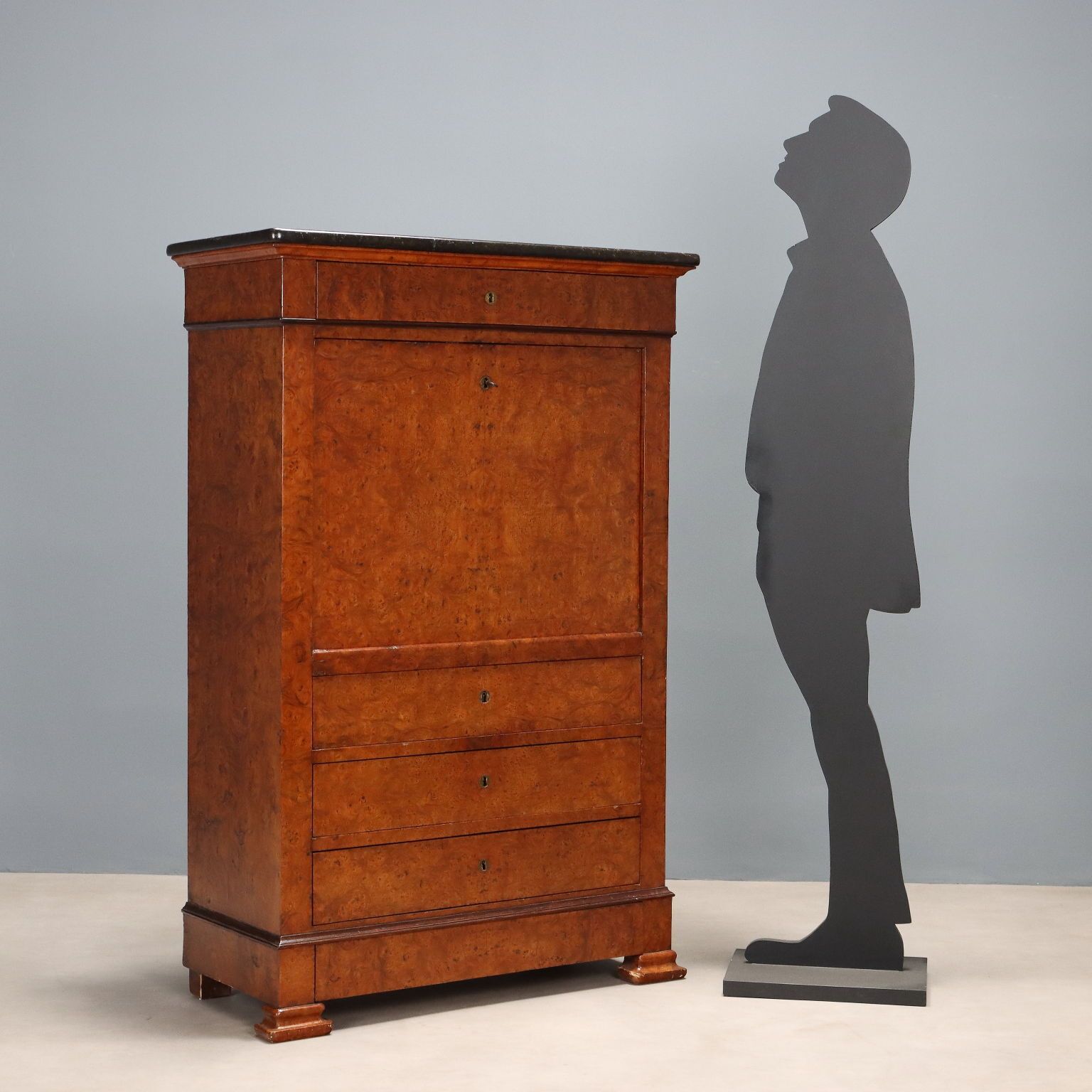 Secretaire In Radica Di Noce photo for sale