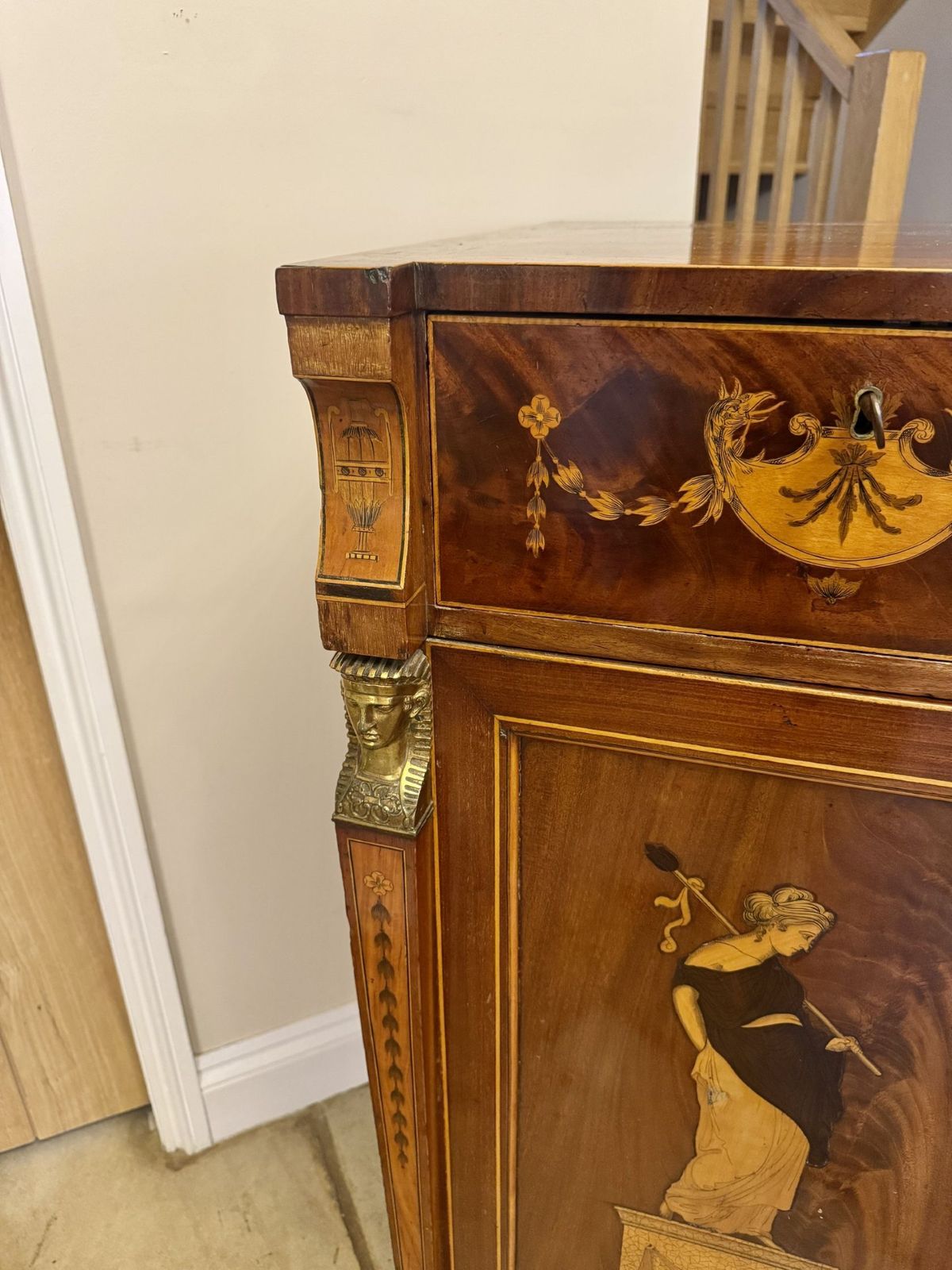 Outstanding Quality Large George III Mahogany & Satinwood Inlaid Sideboard photo for sale