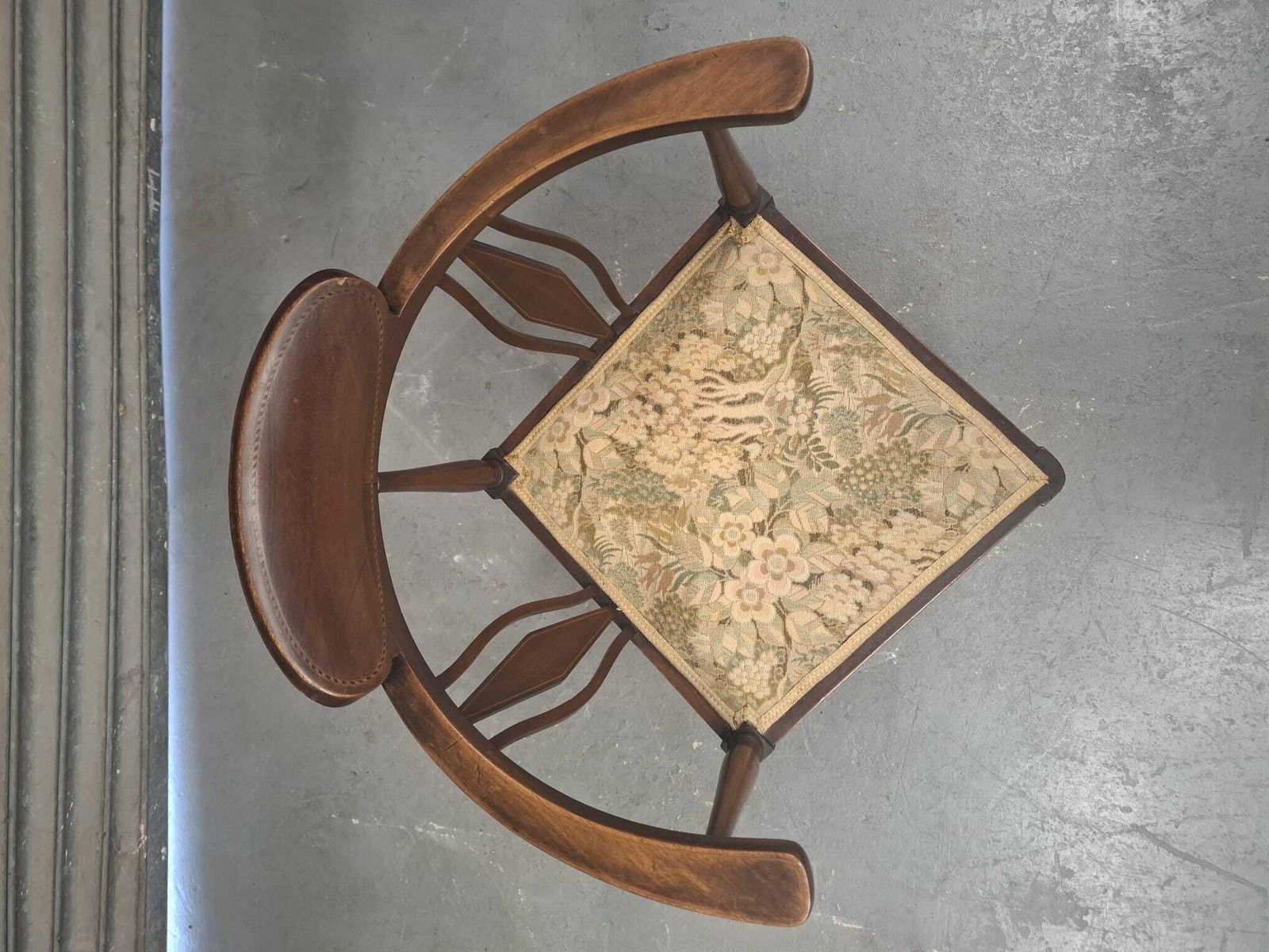 Edwardian Inlaid Mahogany Corner Chair photo furniture