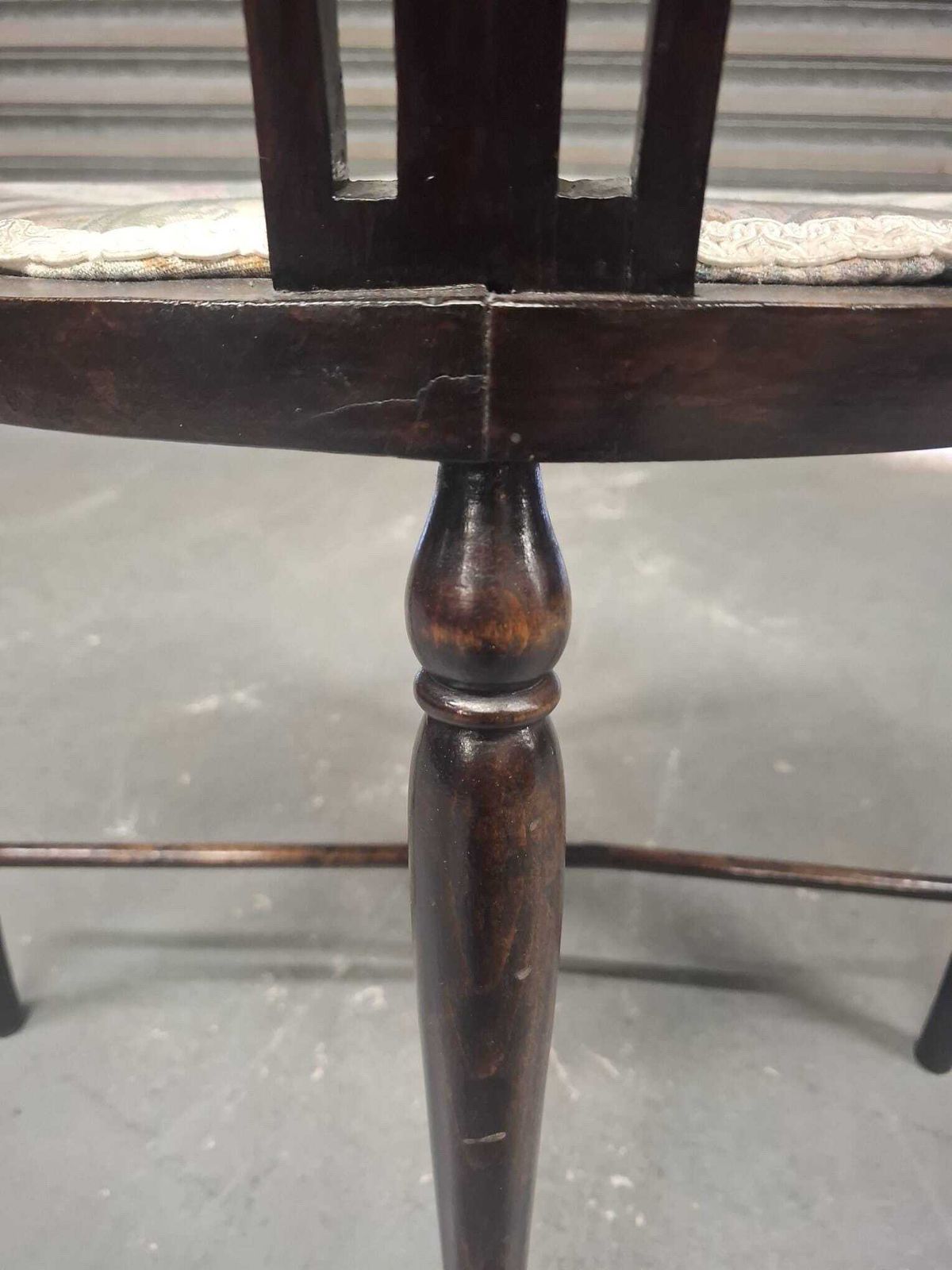 Edwardian Mahogany Inlaid Bedroom Corner Chair photo vinterior