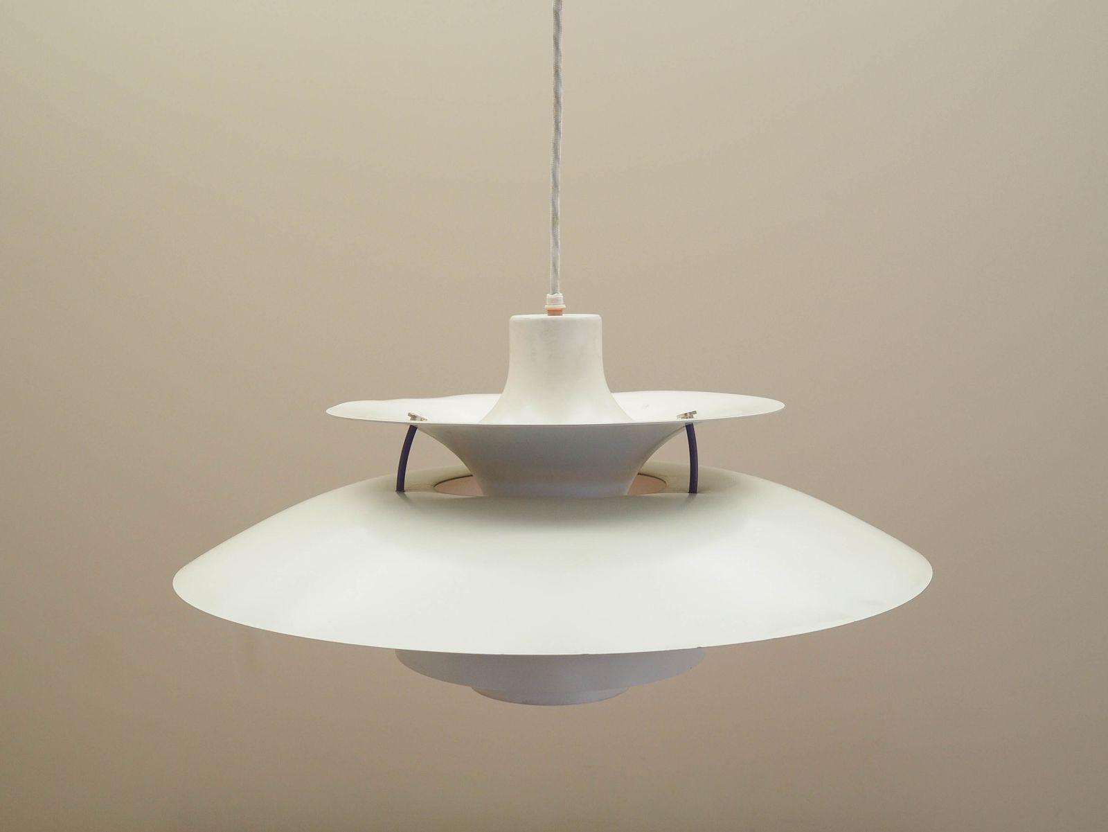 Hanglamp Ph5, Deens Design, Jaren 1970, Fabrikant: Louis Poulsen photo for sale