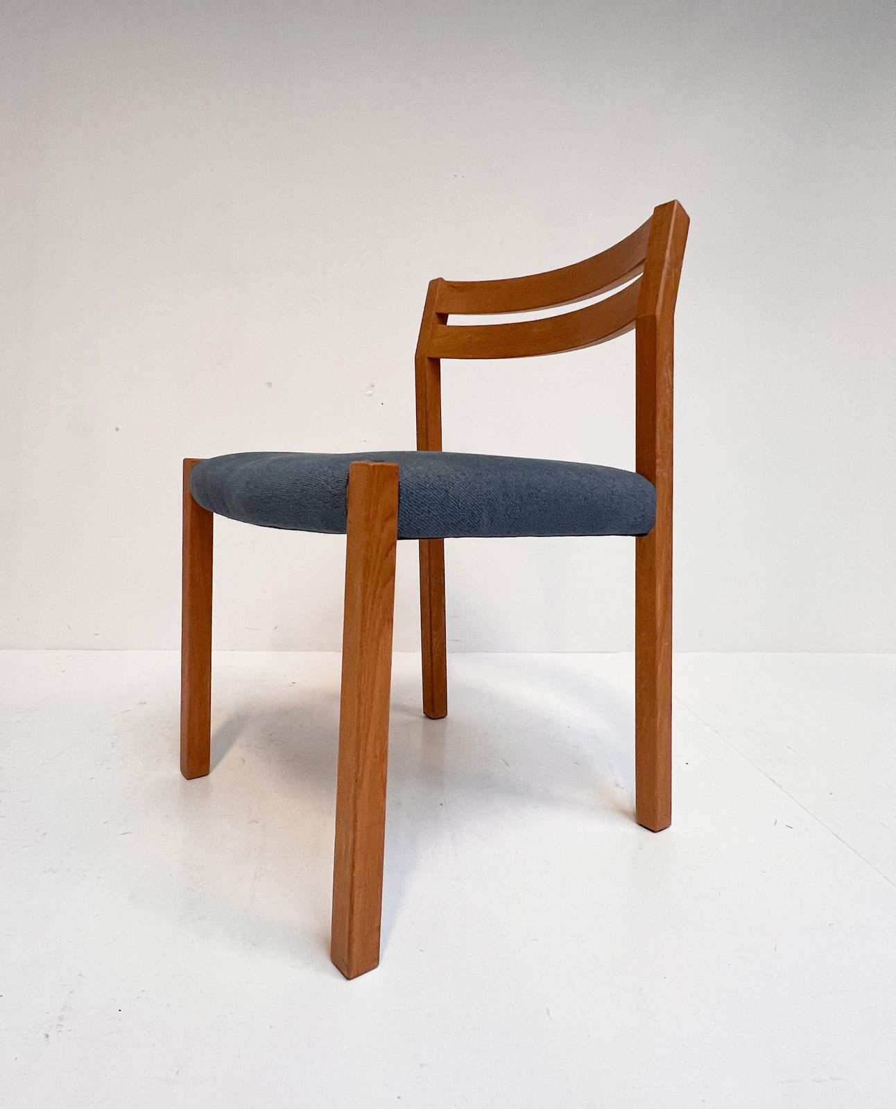 Furniture Set Of 4 Niels Otto Moller Chairs Model 84, 1960’s photo