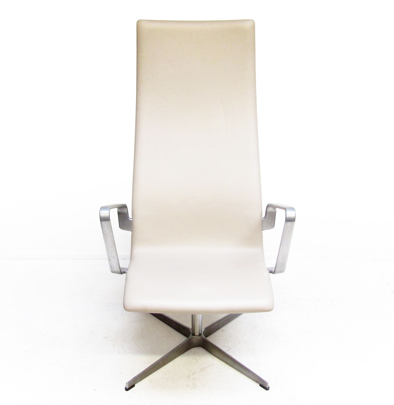 Rare Danish Oxford Lounge Chair In Leather By Arne Jacobsen For Fritz Hansen photo Furniture