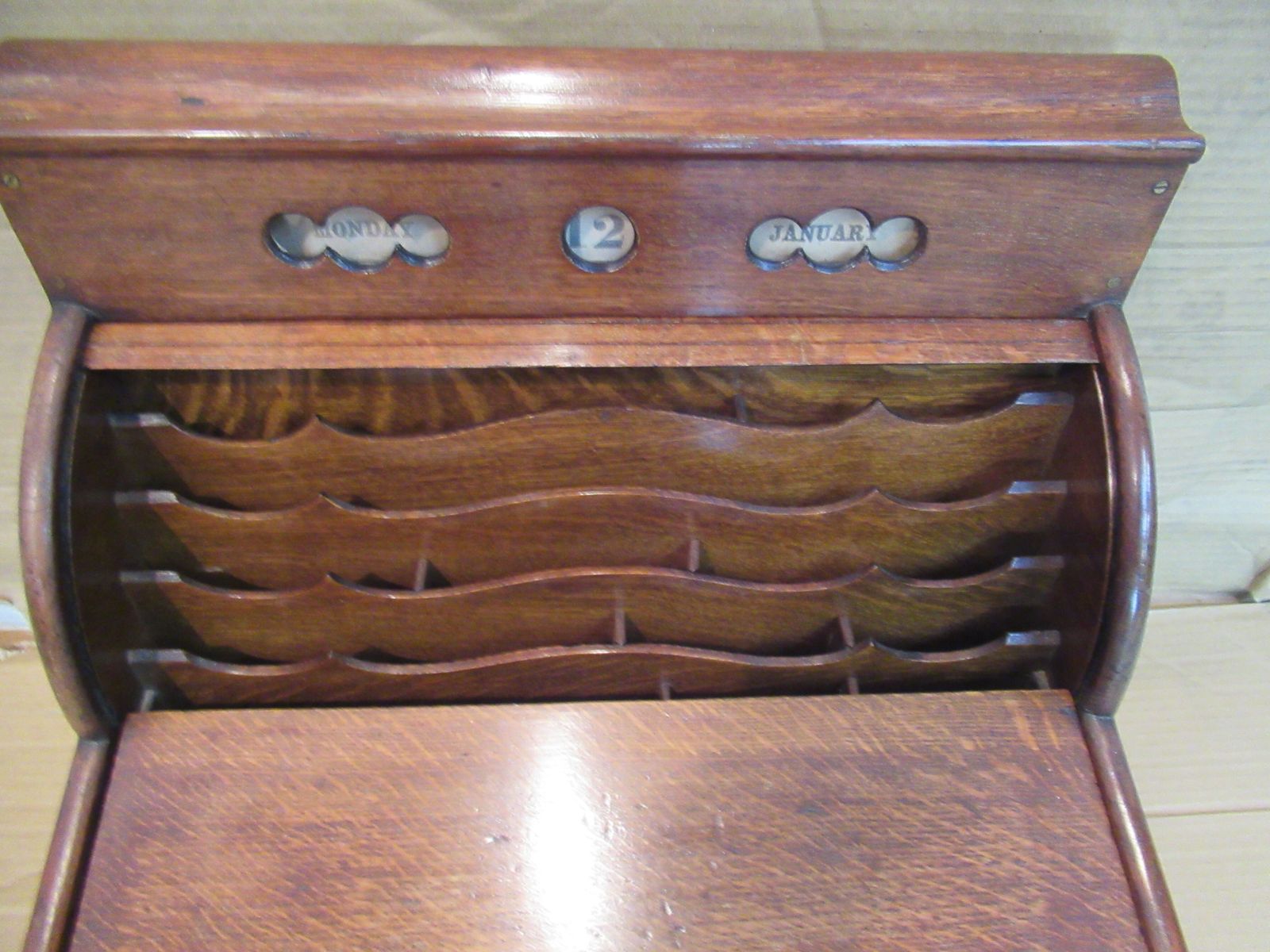 photo vinterior Late Victorian  Oak Stationary / Date  Cabinet