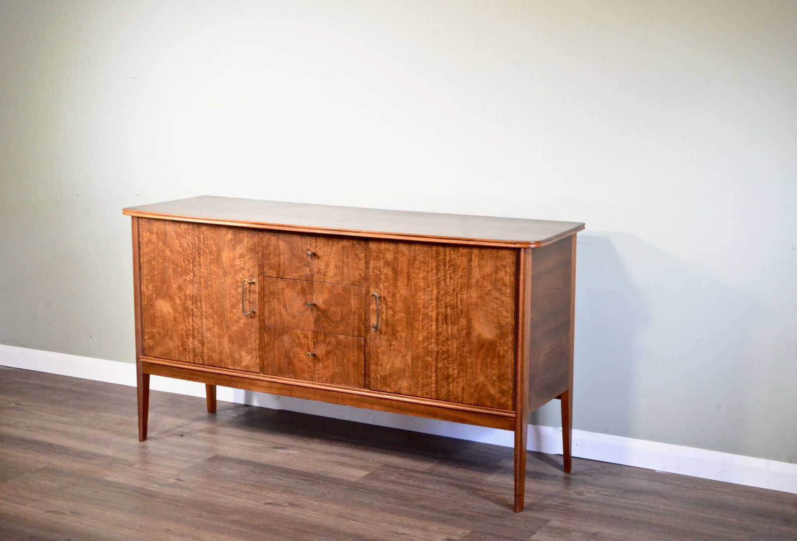 Vintage Vanson For Heal's Danish Style Walnut Sideboard. Delivery. Modern / Midcentury. photo buy