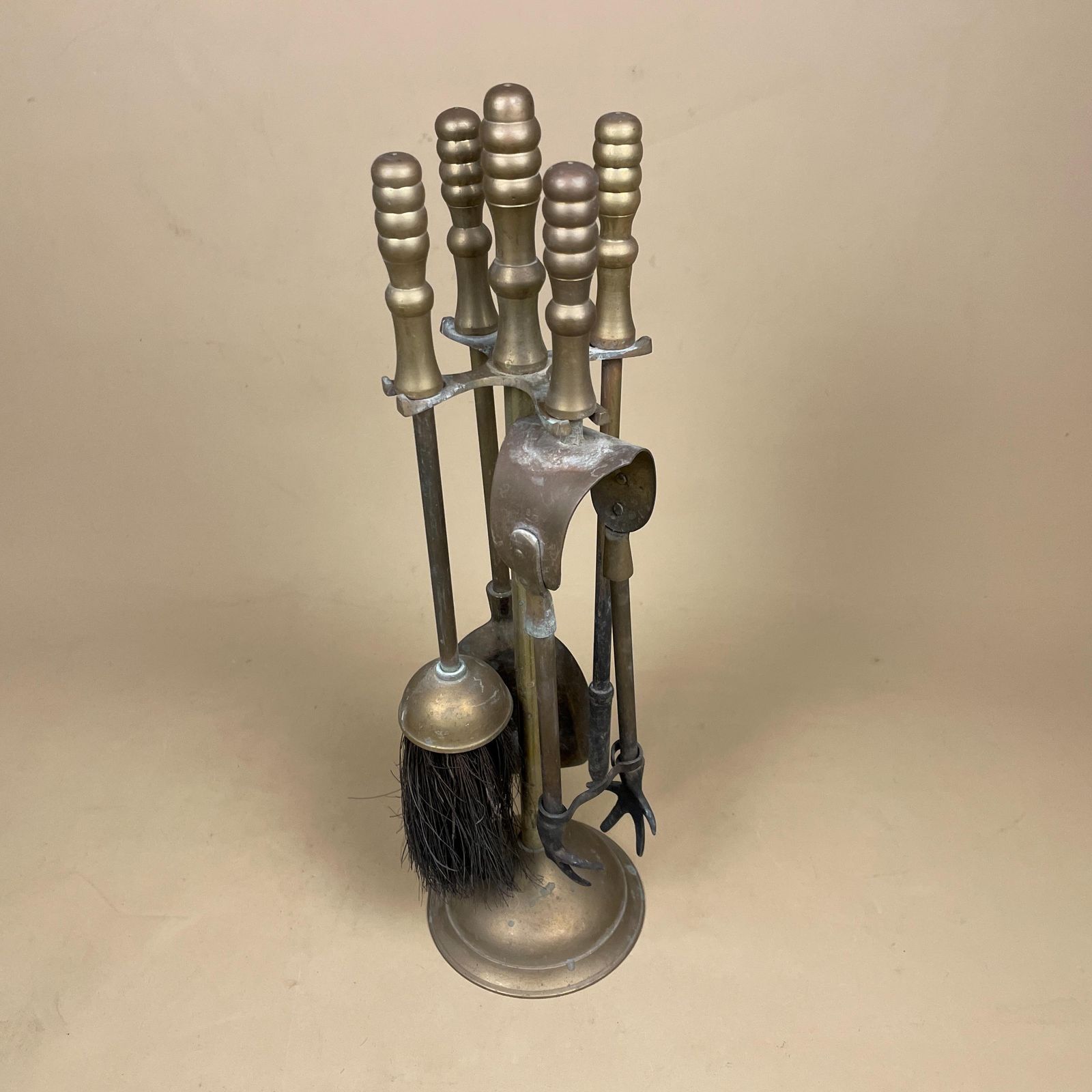 Antique Brass Gold Metal Fireside Tools Stand Vintage Companion Set Fireplace Gold Fireside Fire Farmhouse Cottage Heart Four Piece 4 photo for sale