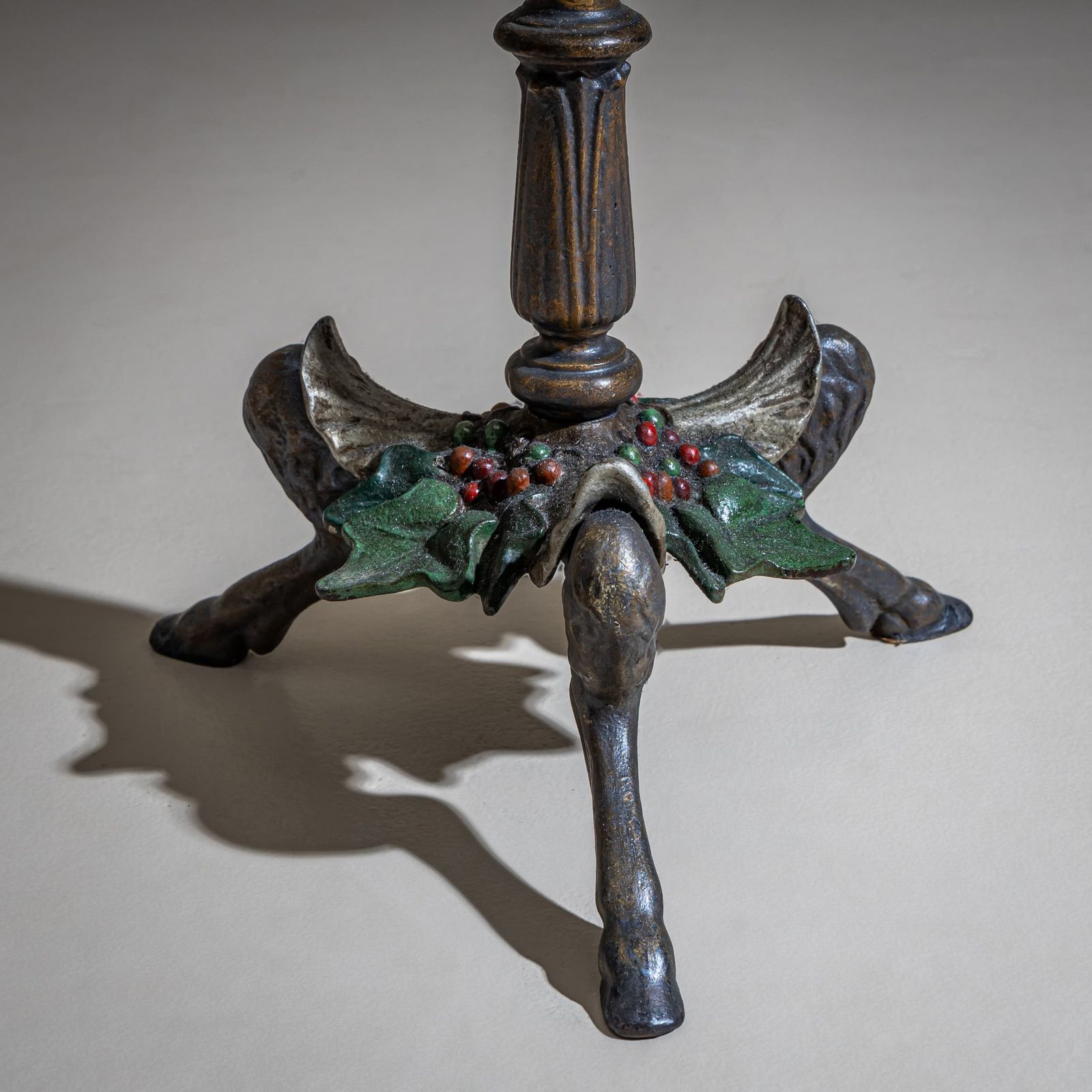 Wrought Iron Guéridon With Holly Decoration, 19th Century photo buy