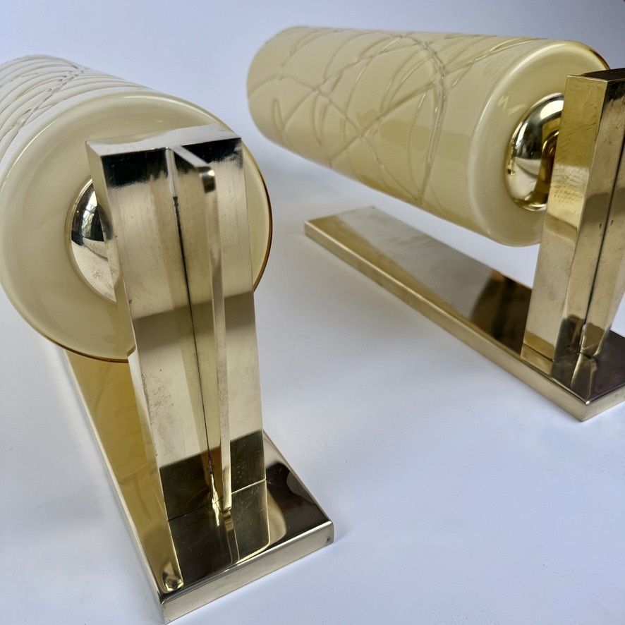 Late 20th Century Pair Of Brass And Yellow Murano Glass Sconces By Vistosi photo Lighting