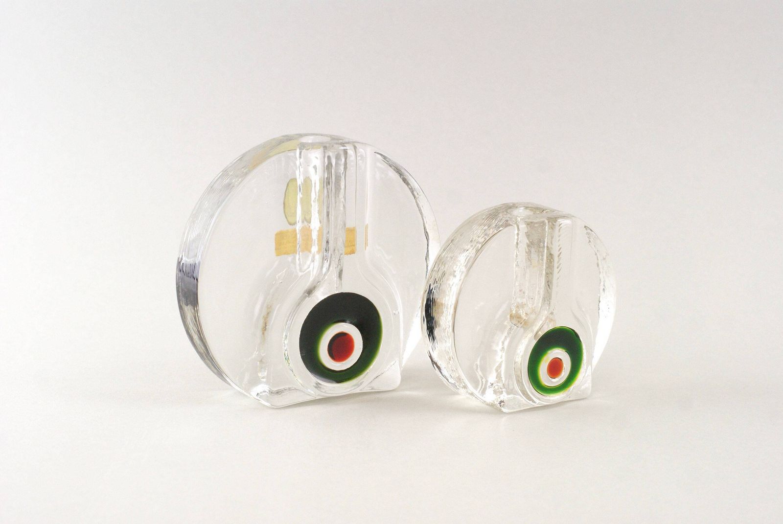 photo vintage Walther Glass Wheel Vases: 1960s Solifleur Pair With Bullseye Motif