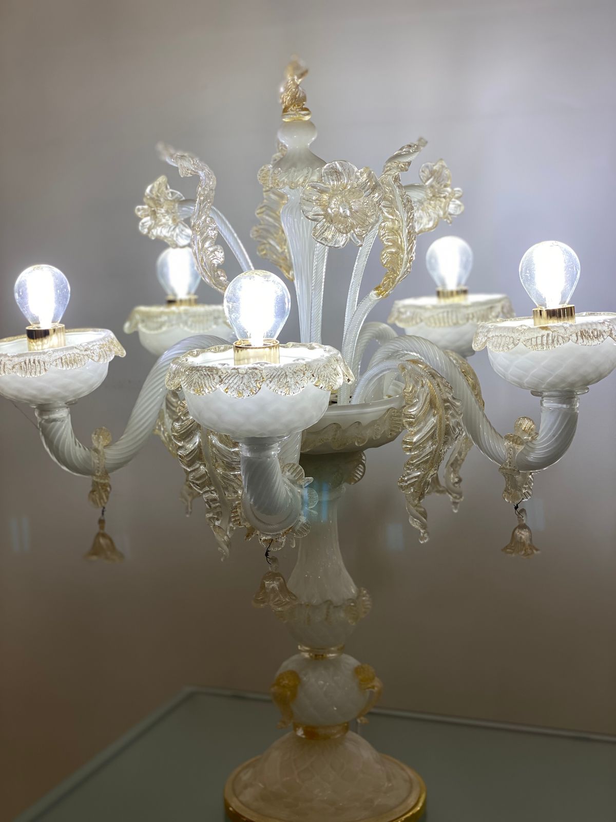 Murano Glass White And Gold Table Lamp With Flowers And Leaves photo furniture