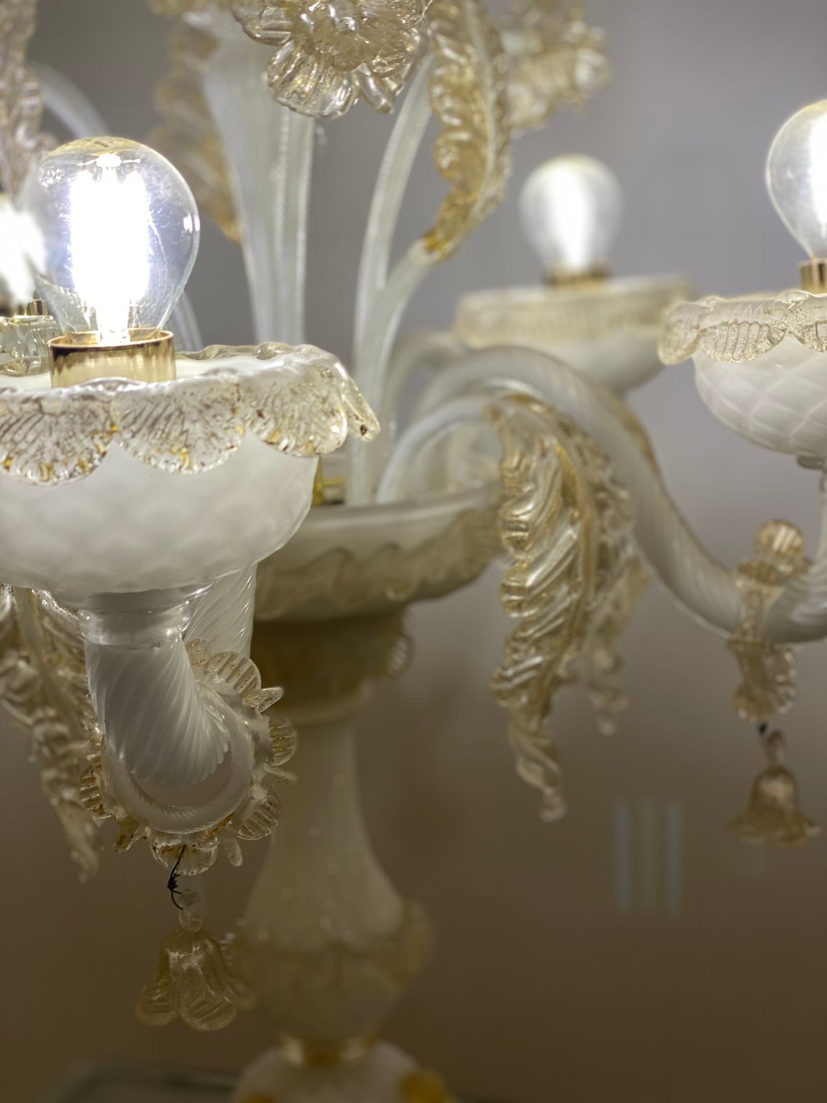 Murano Glass White And Gold Table Lamp With Flowers And Leaves photo for sale
