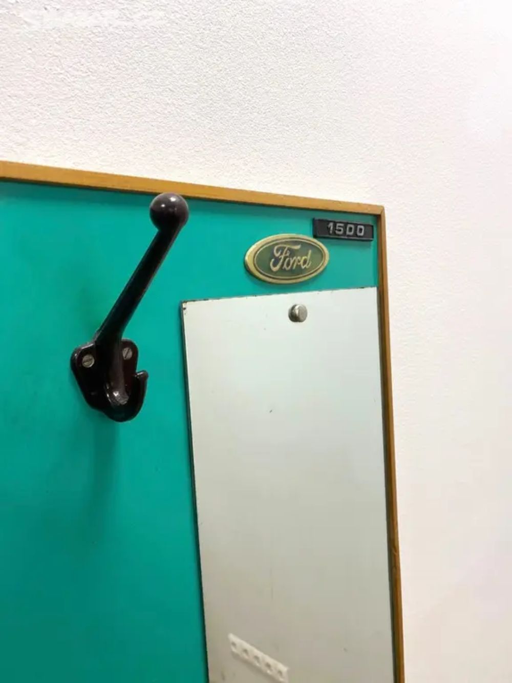 Retro Wandkapstok Met Spiegel, Jaren 1960, Tsjecho Slowakije photo furniture
