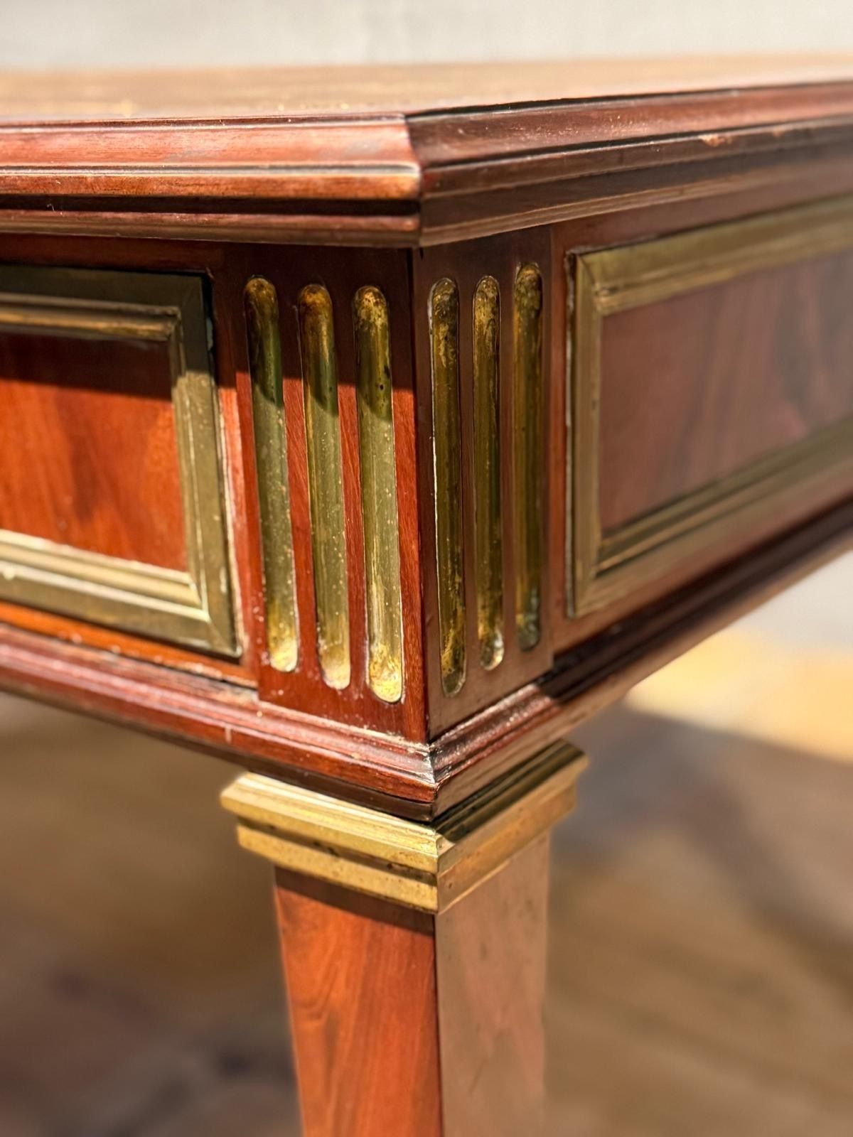 photo vinterior High Quality French Louis XVI Writing Desk