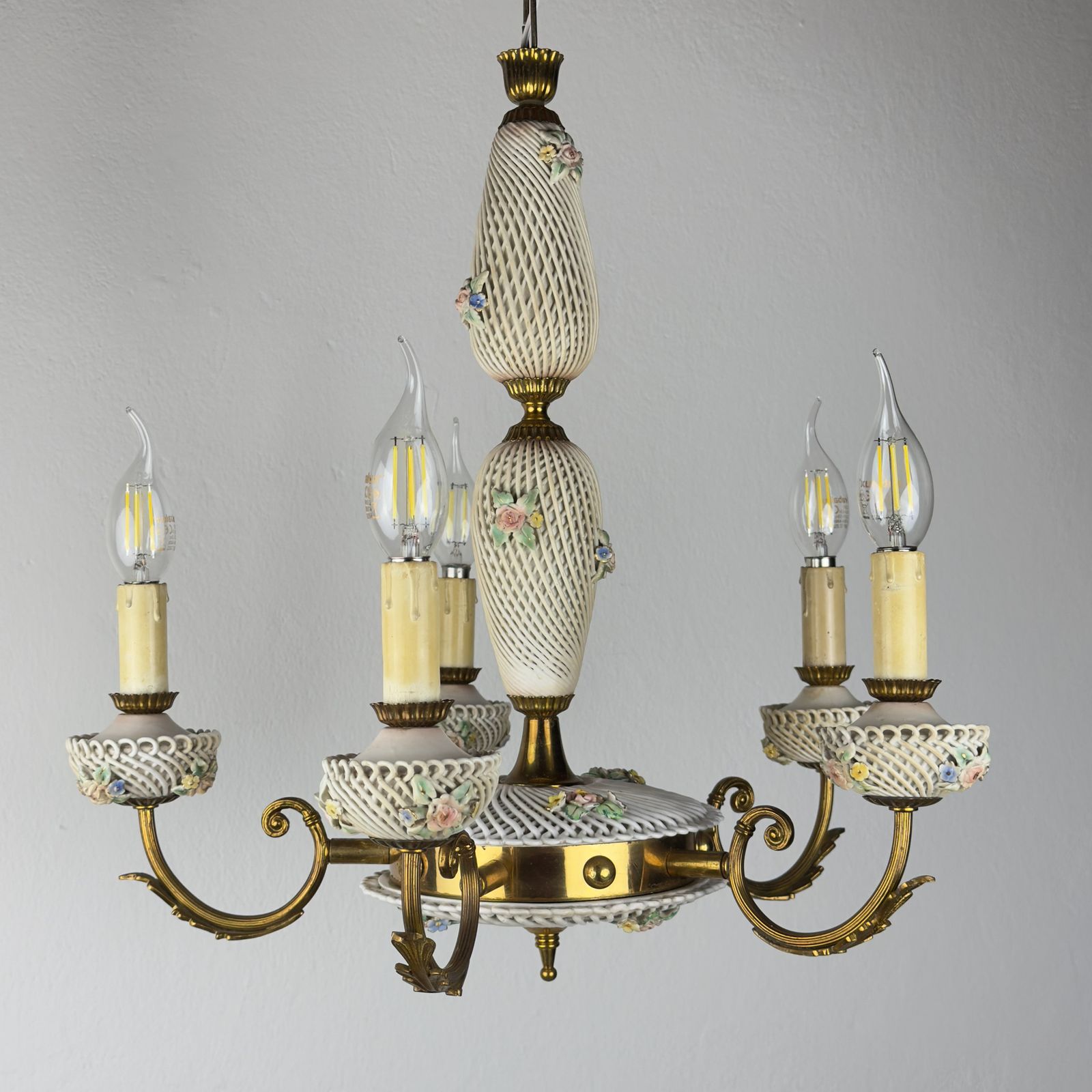 Art Nouveau Capodimonte Chandelier, Italy 1930s photo vinterior