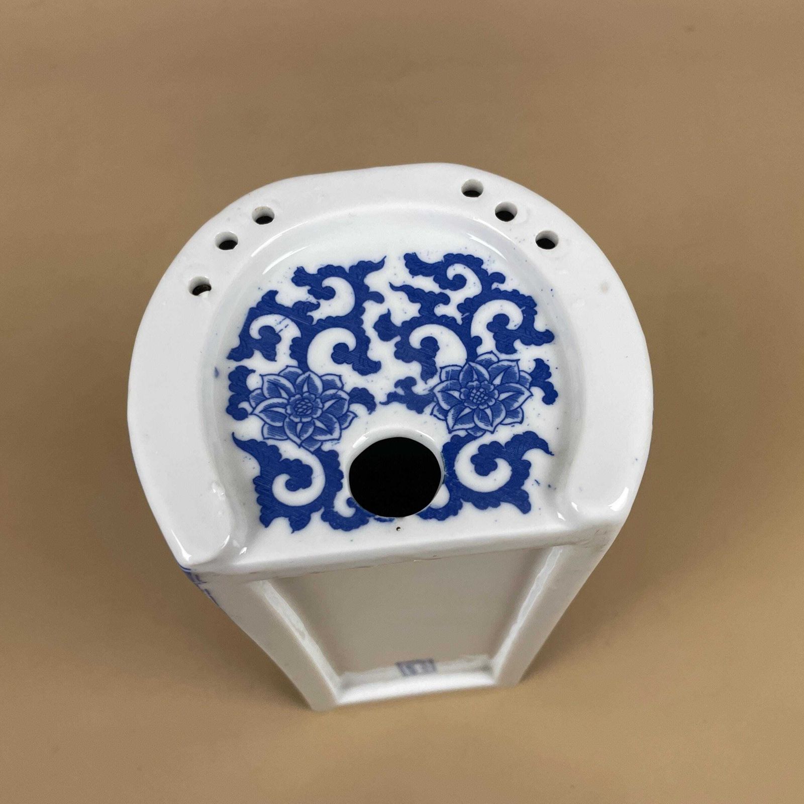 Home Decor Chinese Blue White Porcelain Pillow Ceramic Neck Rest Traditional Oriental Asian Headrest Decorative photo