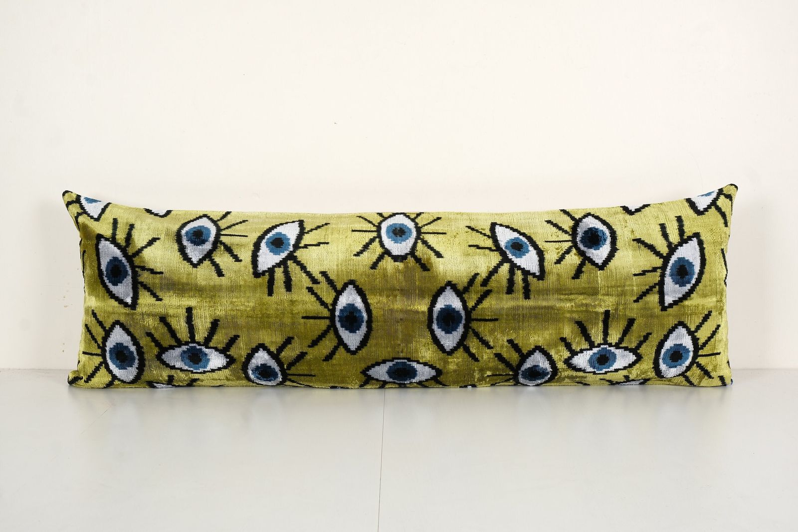 Ikat Eye Lumbar Pillow Cover – Yellow Silk Velvet, Handloomed