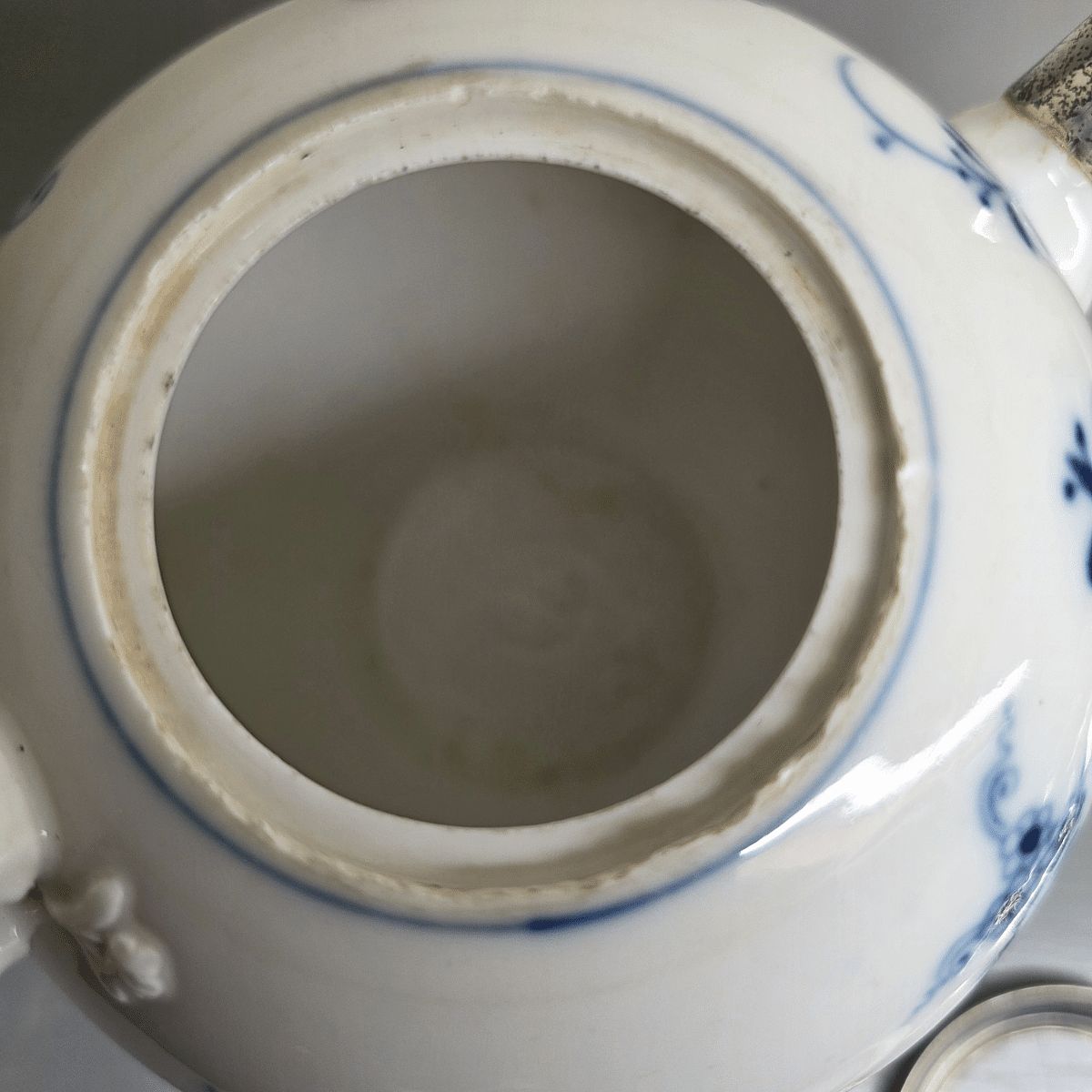 Home Decor Antique German Porcelain Meissen Zwiebelmunster Teapot With Silver, Mid 1800s photo