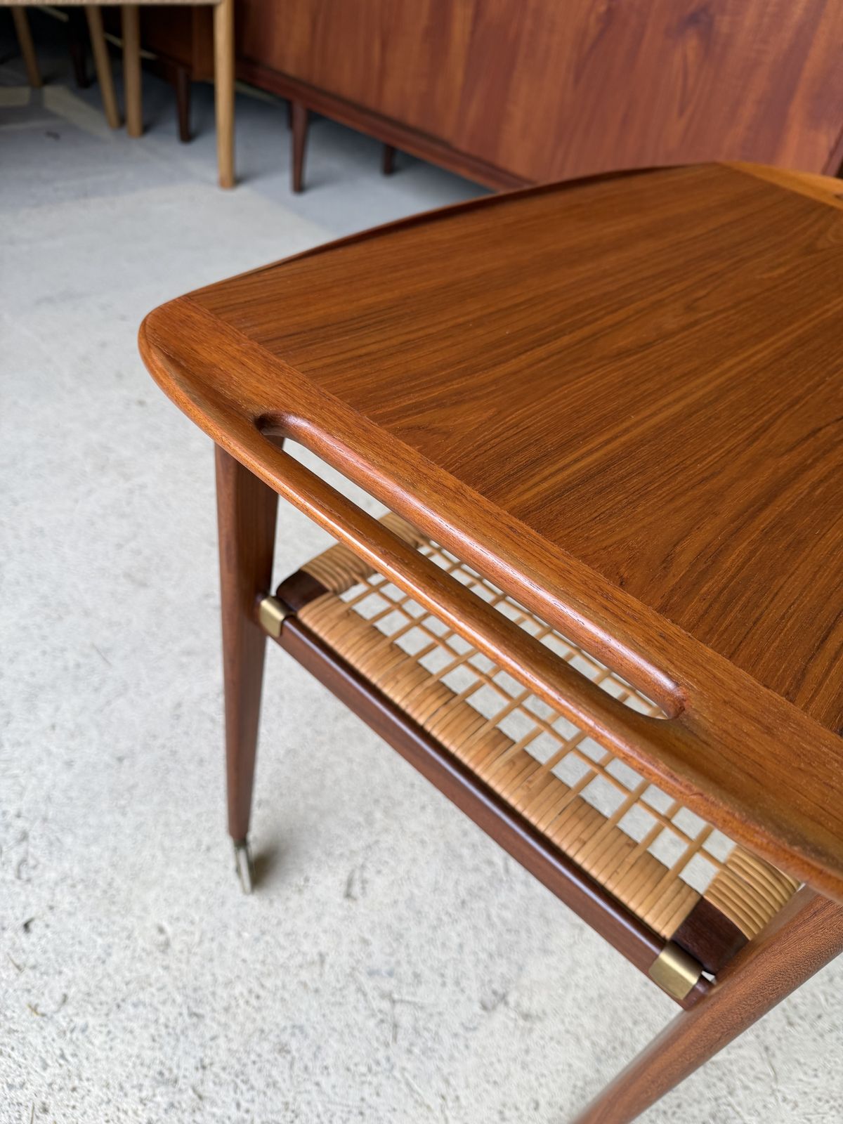 photo vintage Danish Mid Century Serving Trolley By Johannes Andersen For Silkeborg C.1960s
