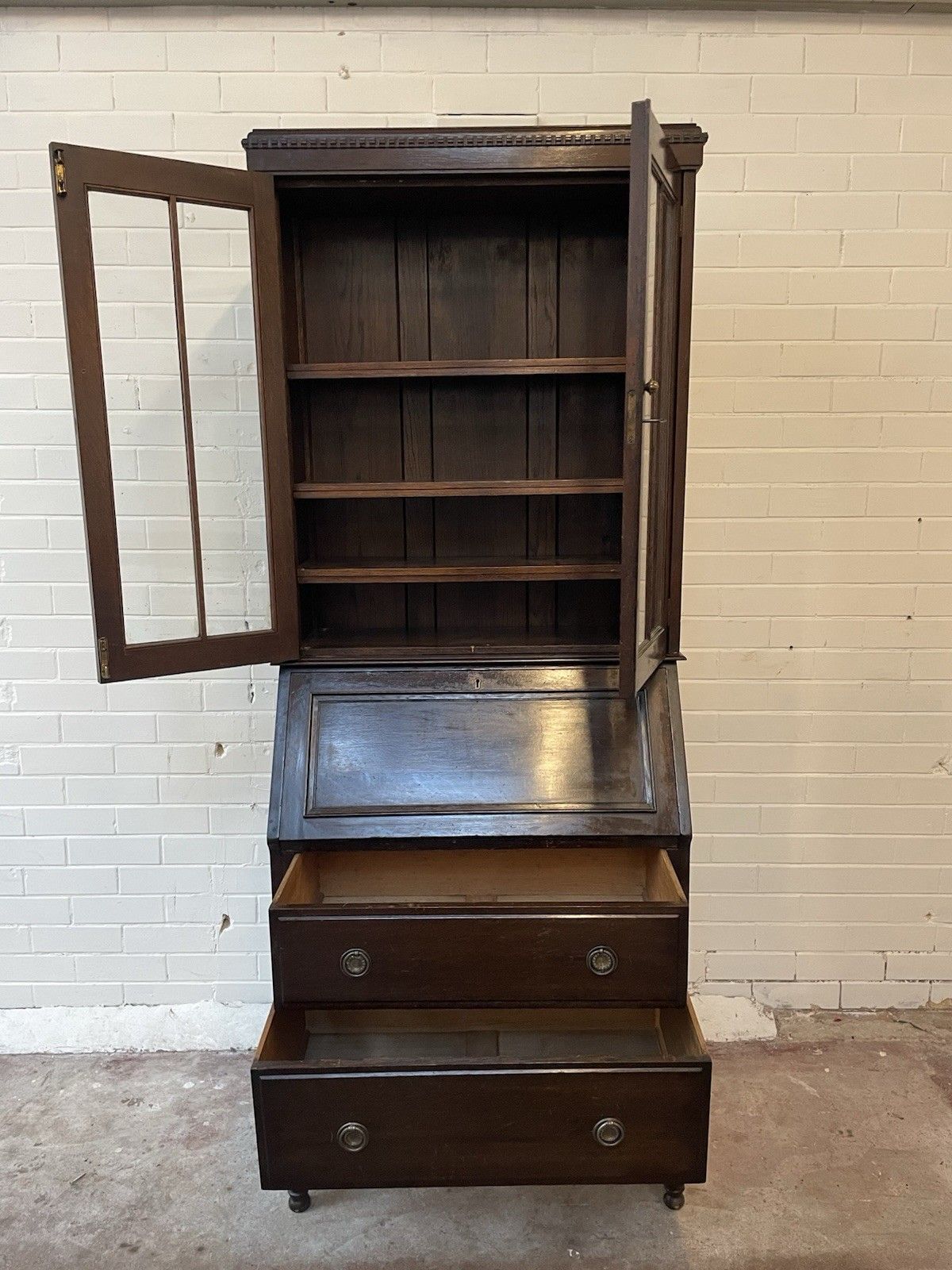 Late Edwardian, Dark Oak Secretary Bureau Bookcase, With Adjustable Shelves. photo vinterior