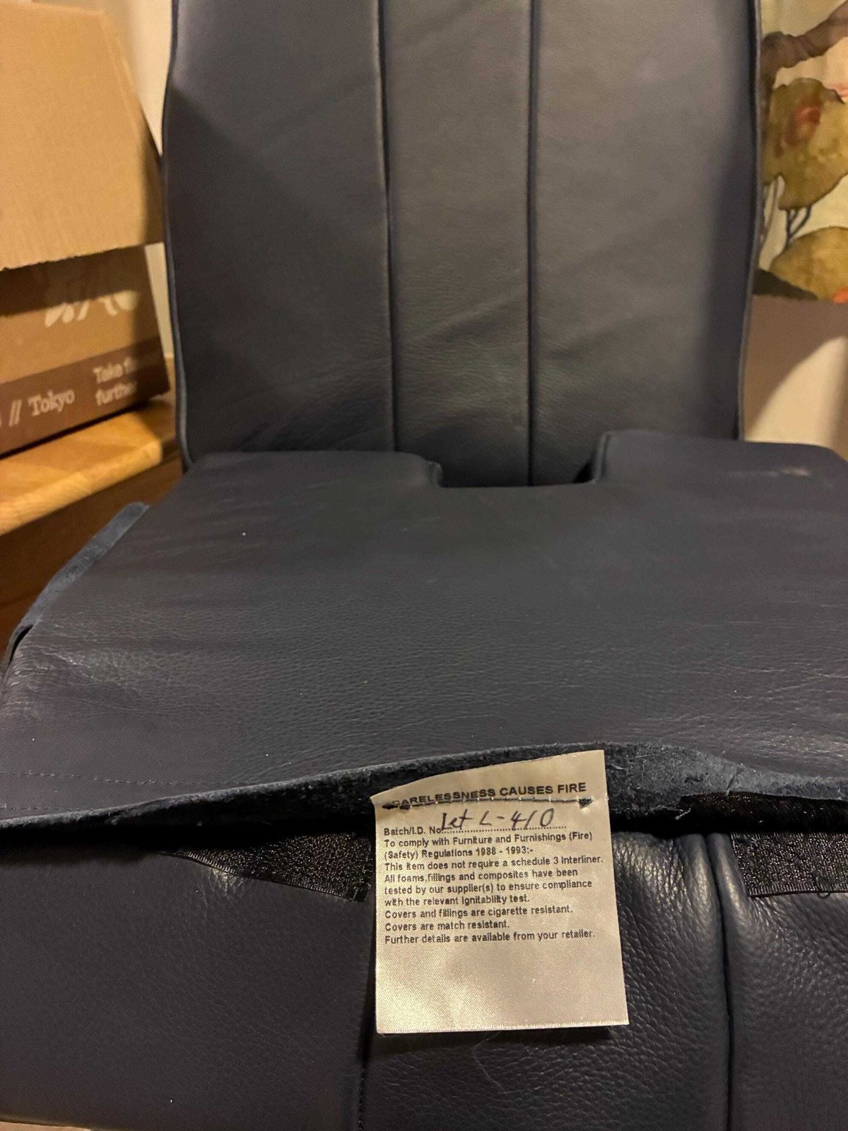 photo buy Aircraft Pilots Chair Let L410 Turbolet