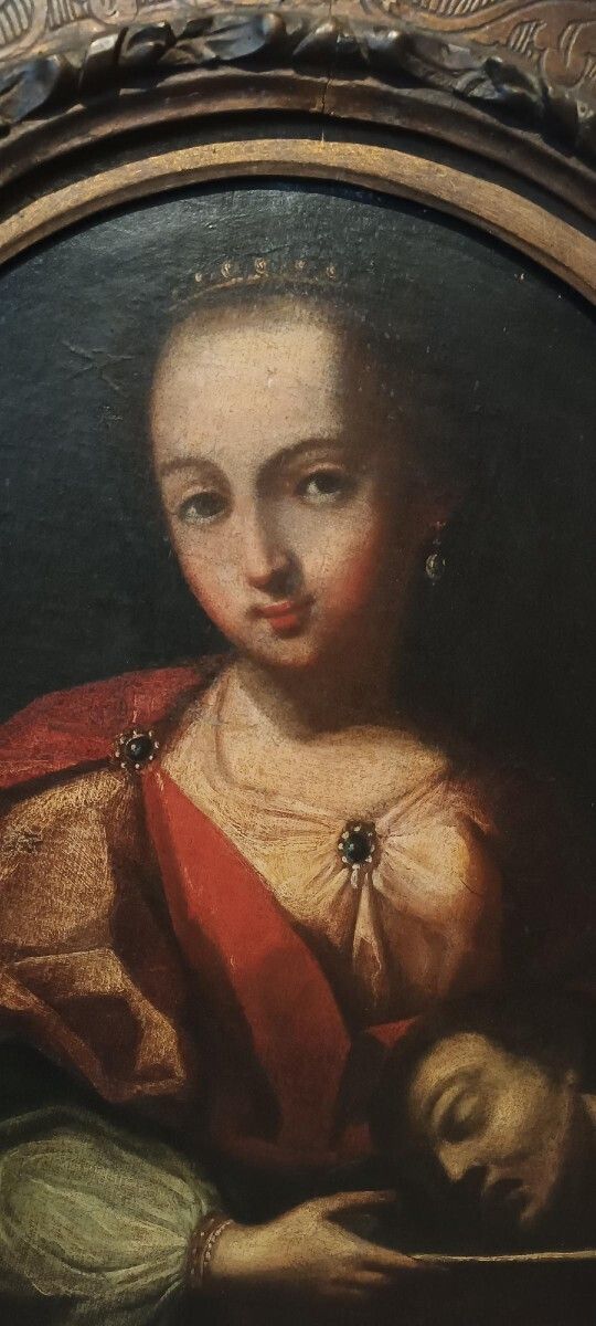 Antique Oil Painting On Canvas, Salome Holding The Head Of John The Baptist   18th Century photo vinterior