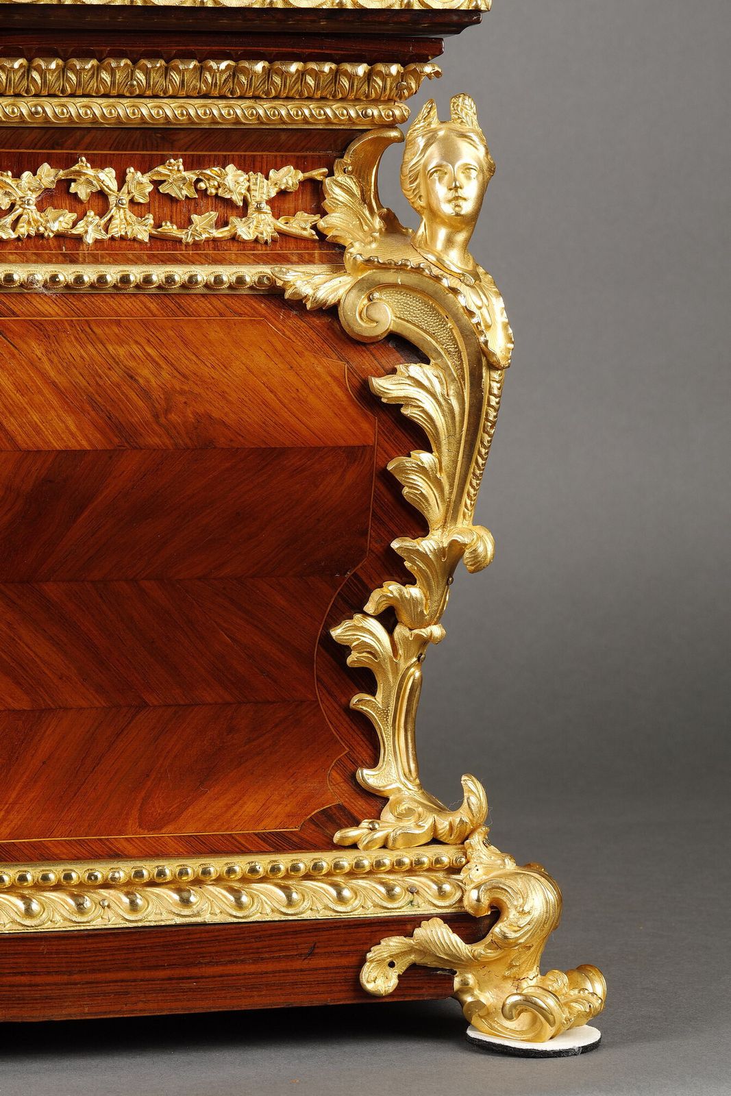 photo buy Louis XV Style Box In Rosewood, Gilt Bronze And Porcelain, Napoleon III