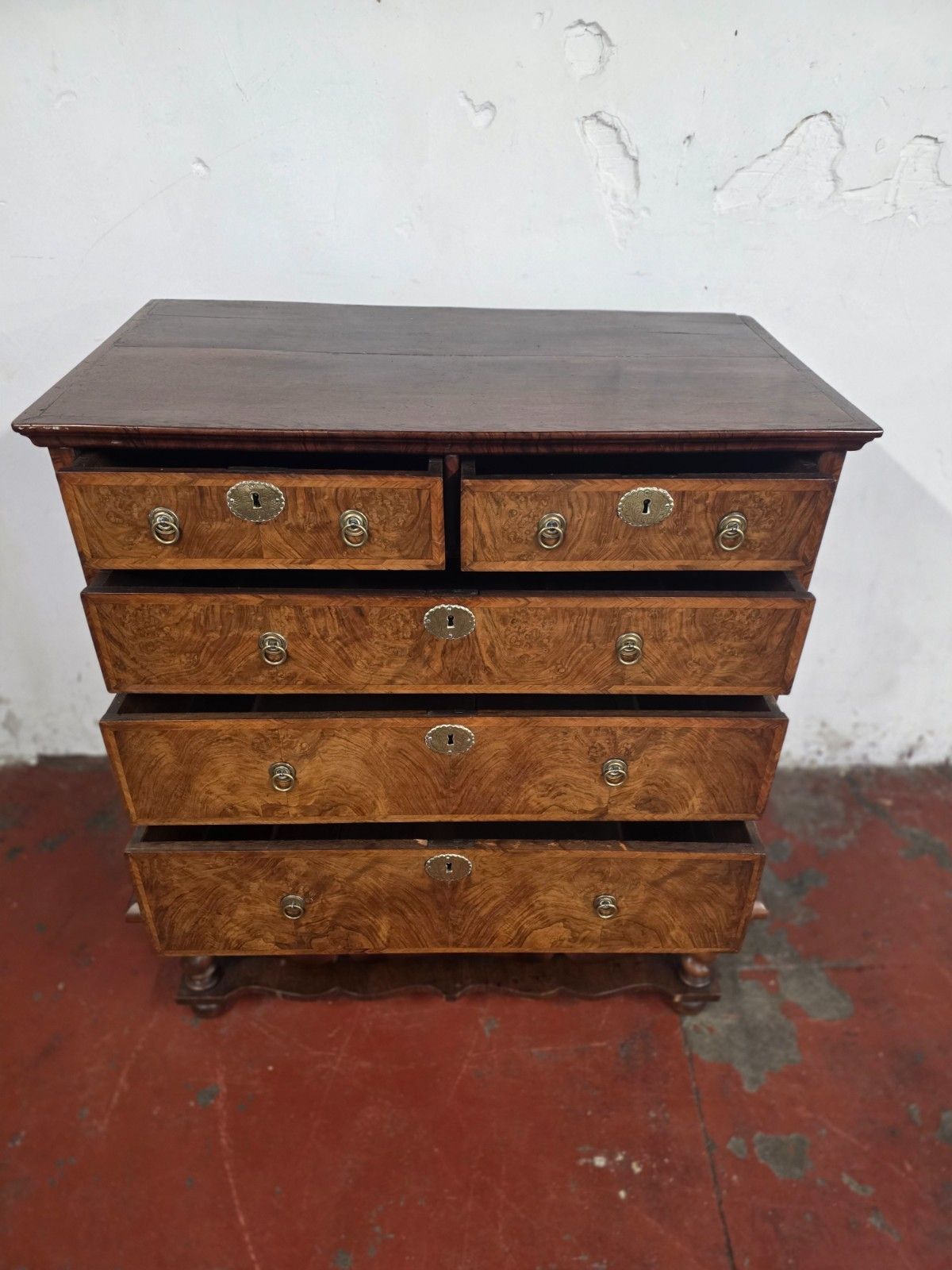 Furniture Antique Burr Walnut Queen Anne Chest On Stand 1710. photo