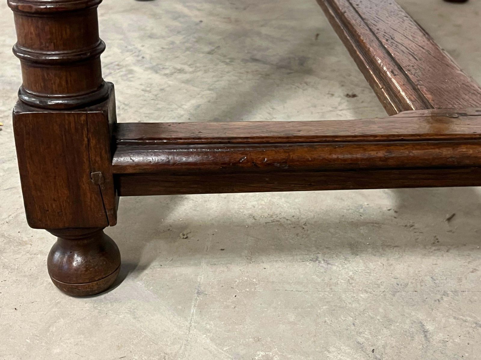 18th Century Italian Walnut Louis XIV Side Table With Bobbin Legs photo buy