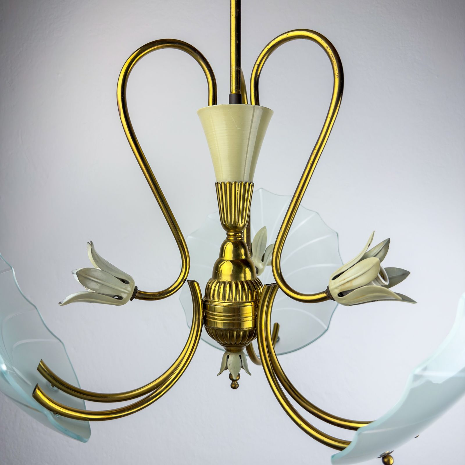 Antique Chandelier, In Style Of Pietro Chiesa For Fontana Arte, Italy, 1930s photo vintage
